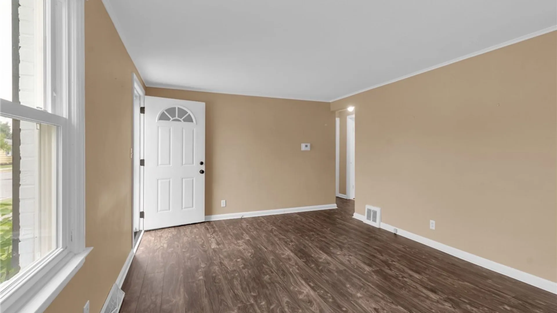 Property at 438 Highland Avenue, Tonawanda, NY 14223 14