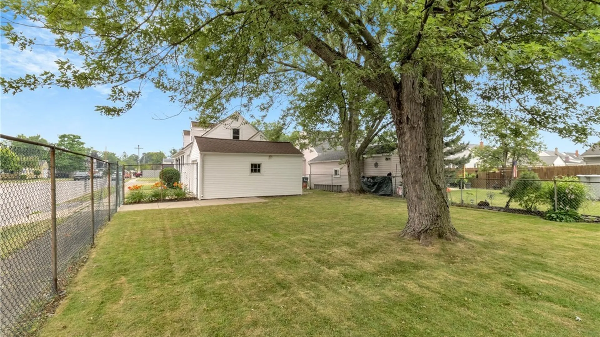 Property at 438 Highland Avenue, Tonawanda, NY 14223 34