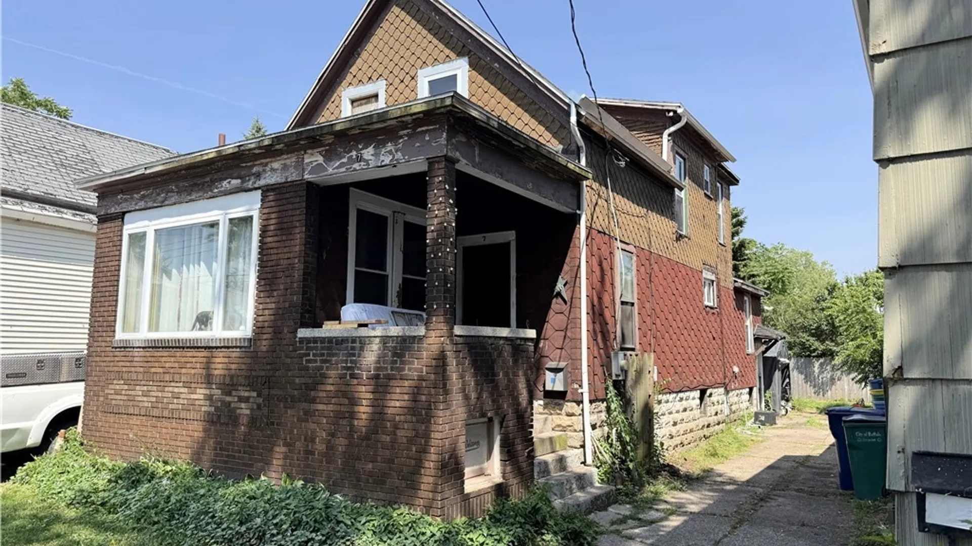 Property at 7 Boone Street, Buffalo, NY 14220 2