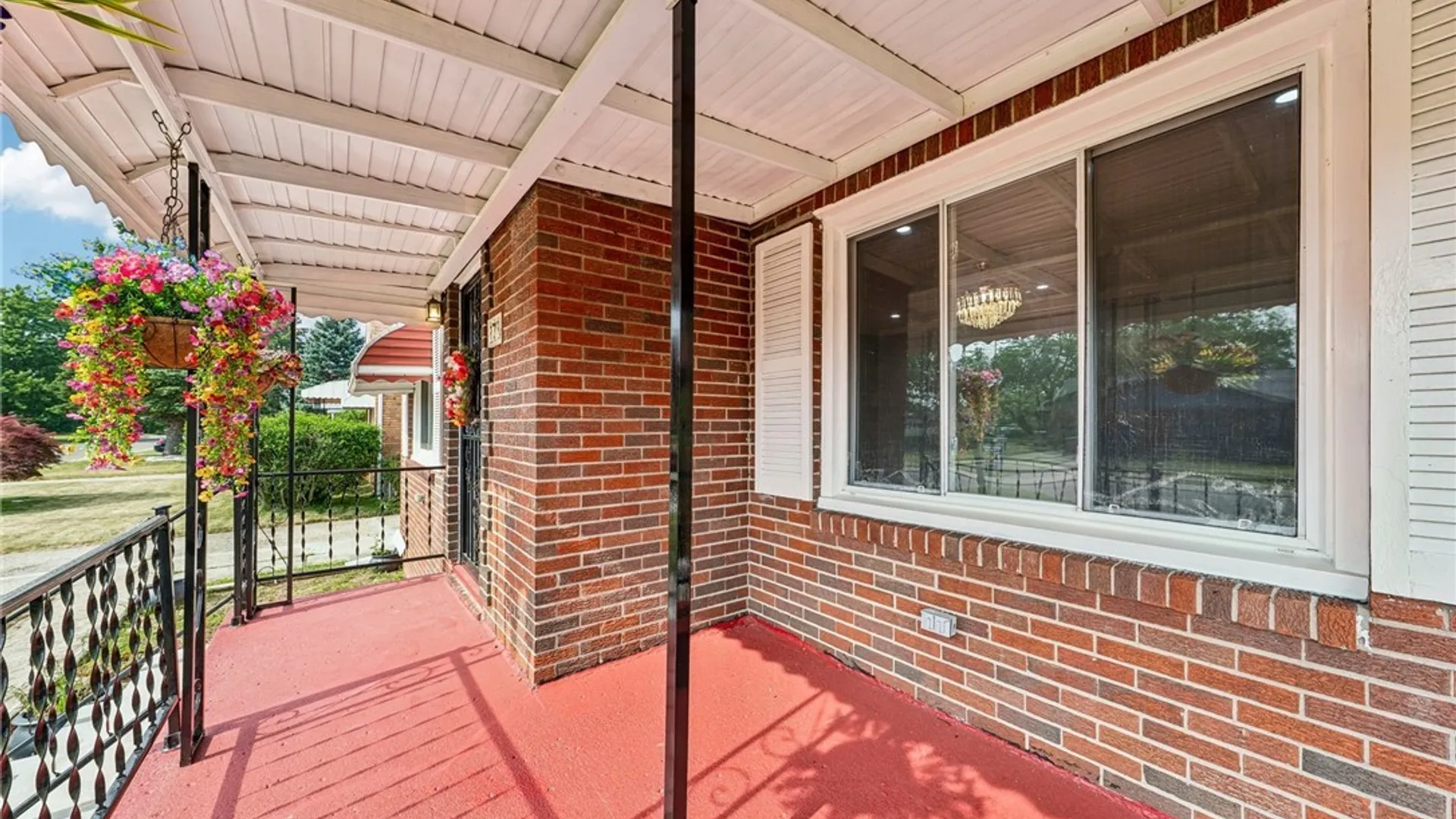 Property at 171 Tudor Road, Cheektowaga, NY 14215 3