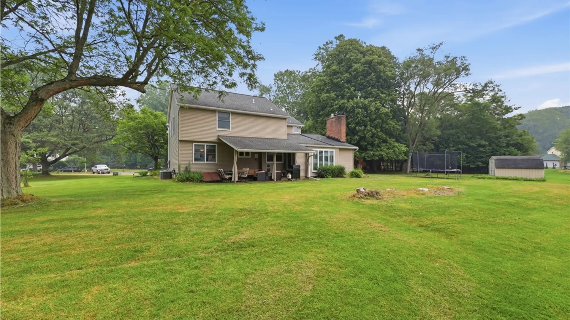 Property at 42 Hawthorne Court, Orchard Park, NY 14127 39