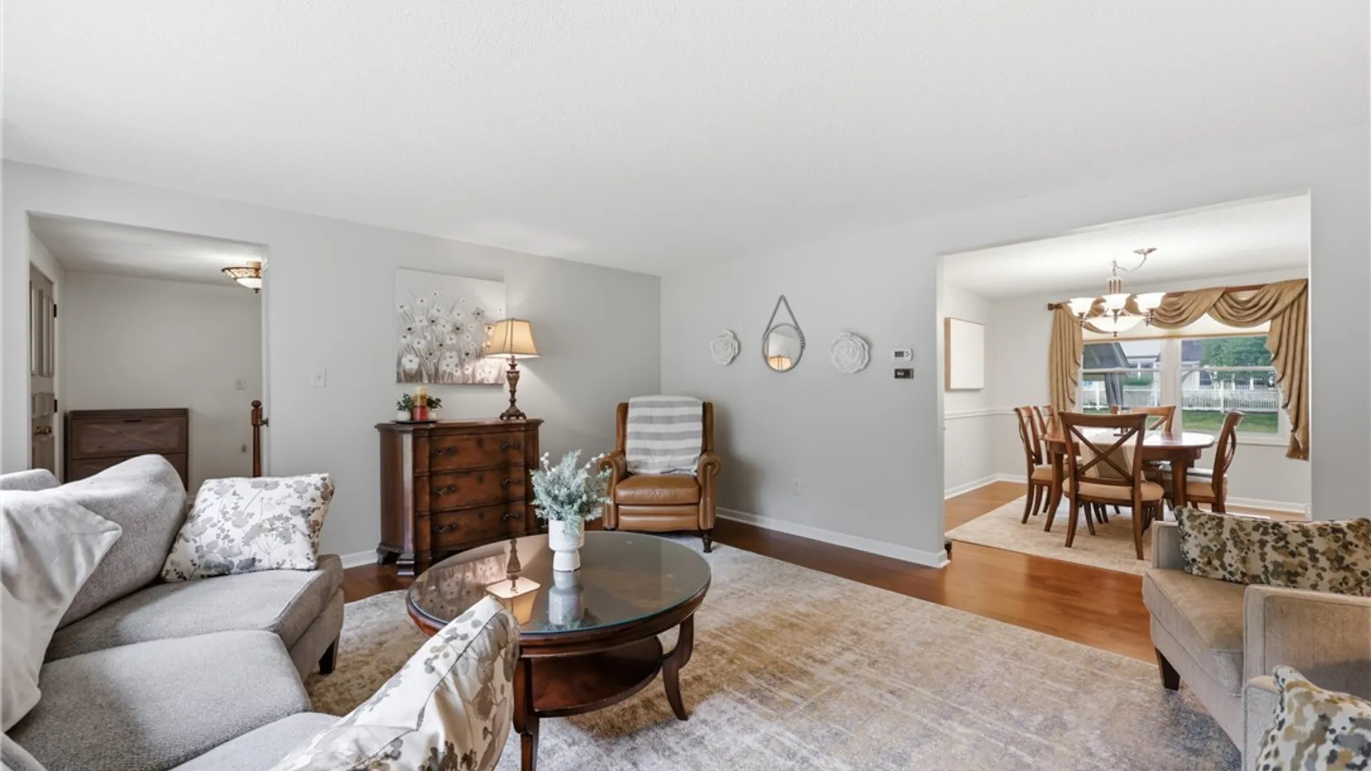 Property at 42 Hawthorne Court, Orchard Park, NY 14127 8