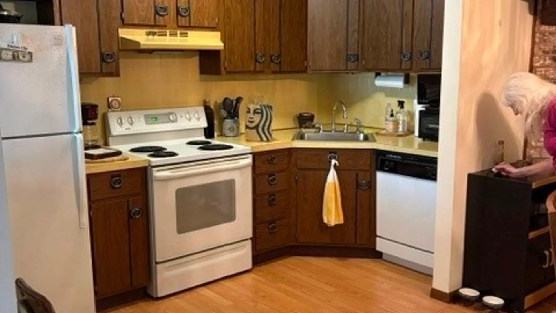 Property at 106 Foxberry Drive, Amherst, NY 14068 4