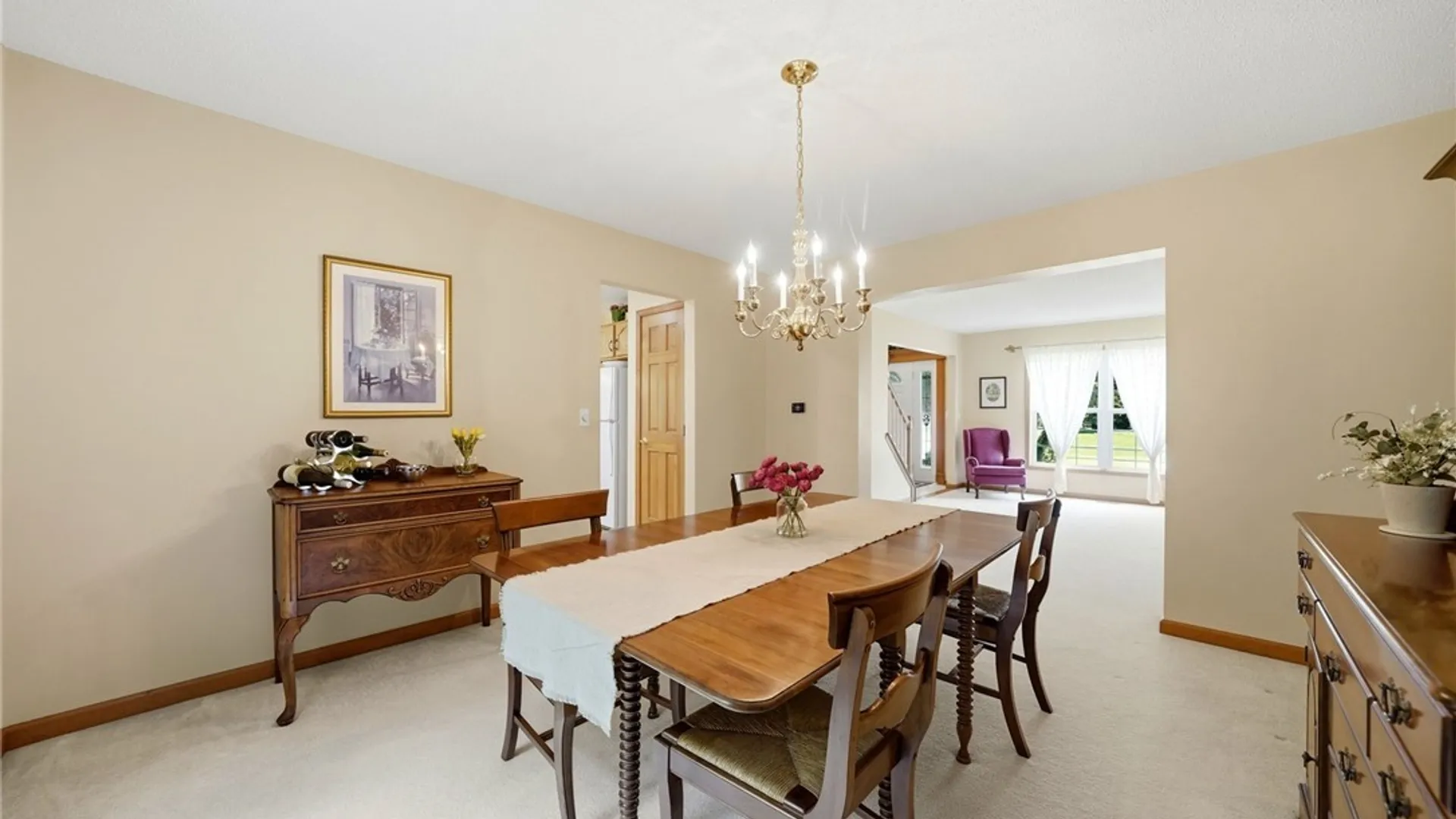 Property at 4178 Foxwood Ln, Clarence, NY 14221 12