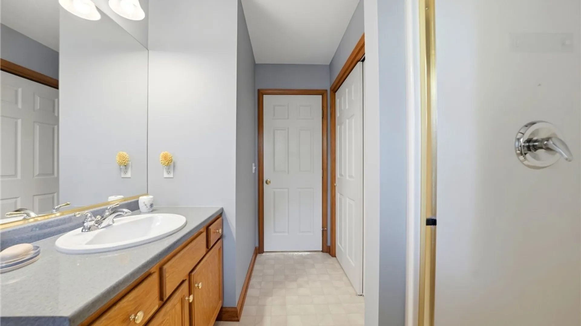 Property at 4178 Foxwood Ln, Clarence, NY 14221 25