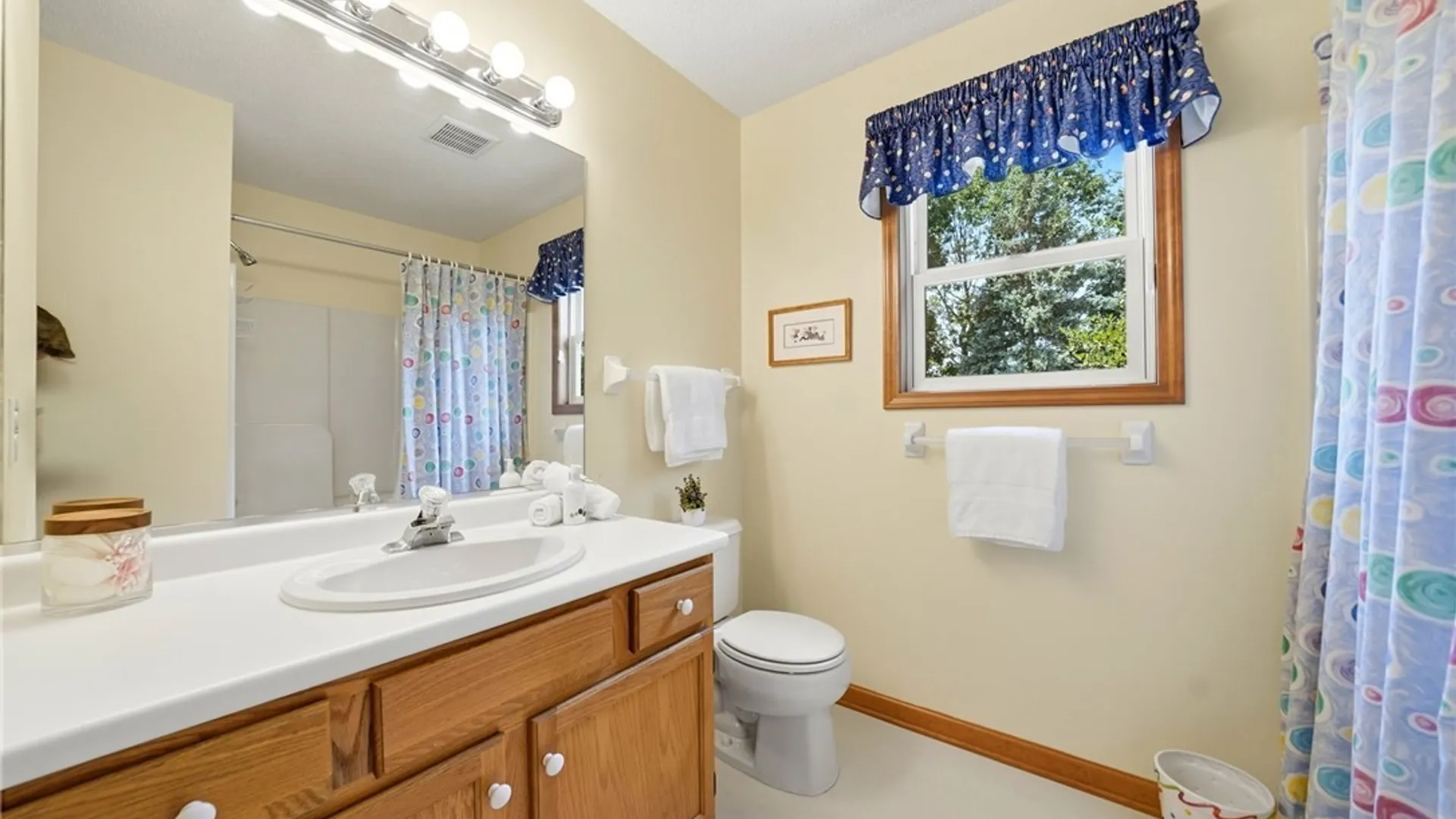 Property at 4178 Foxwood Ln, Clarence, NY 14221 30