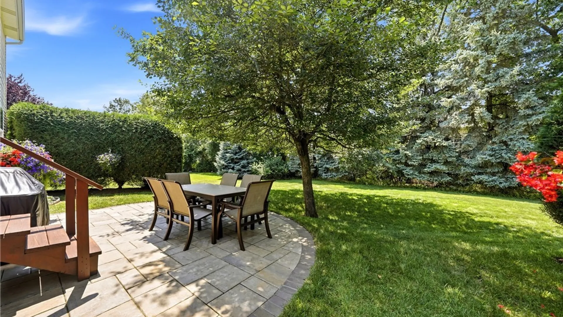 Property at 4178 Foxwood Ln, Clarence, NY 14221 39