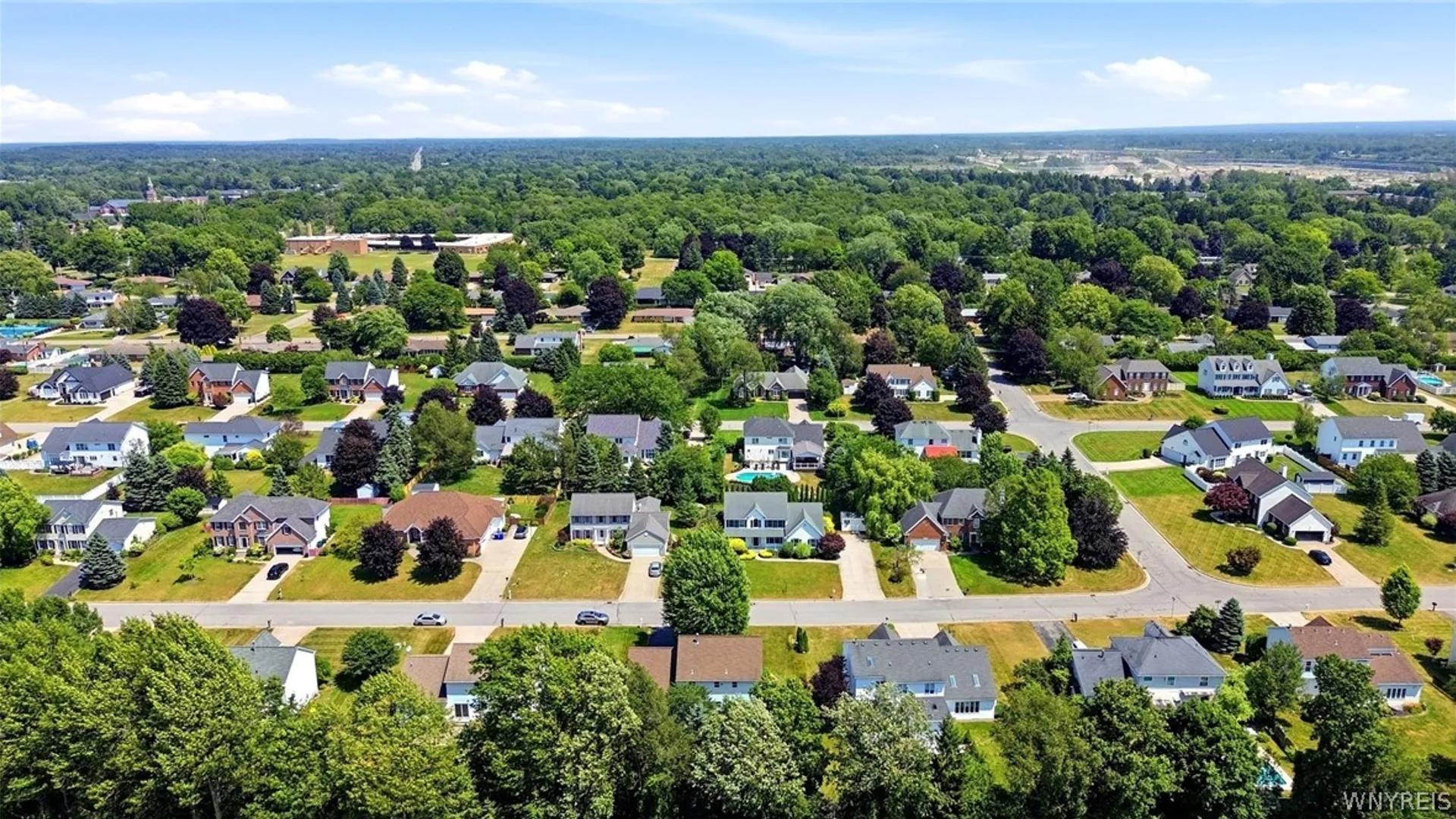 Property at 4178 Foxwood Ln, Clarence, NY 14221 47