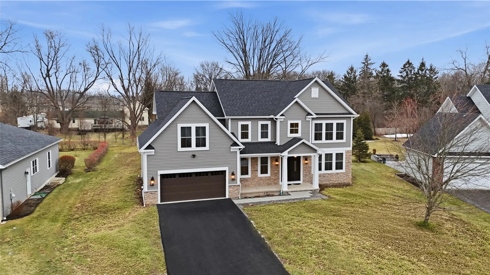 Property at 8 Nightfrost Lane, Henrietta, NY 14467 2
