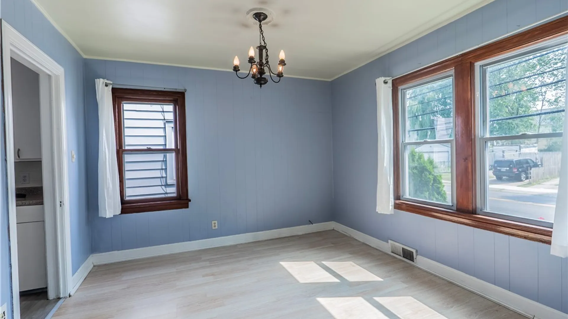 Property at 295 Skillen Street, Buffalo, NY 14207 6