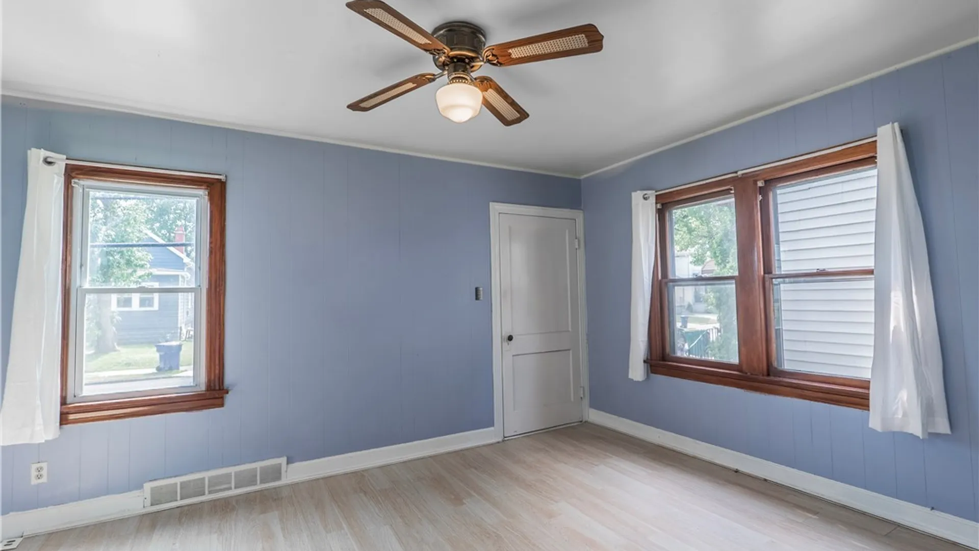 Property at 295 Skillen Street, Buffalo, NY 14207 7