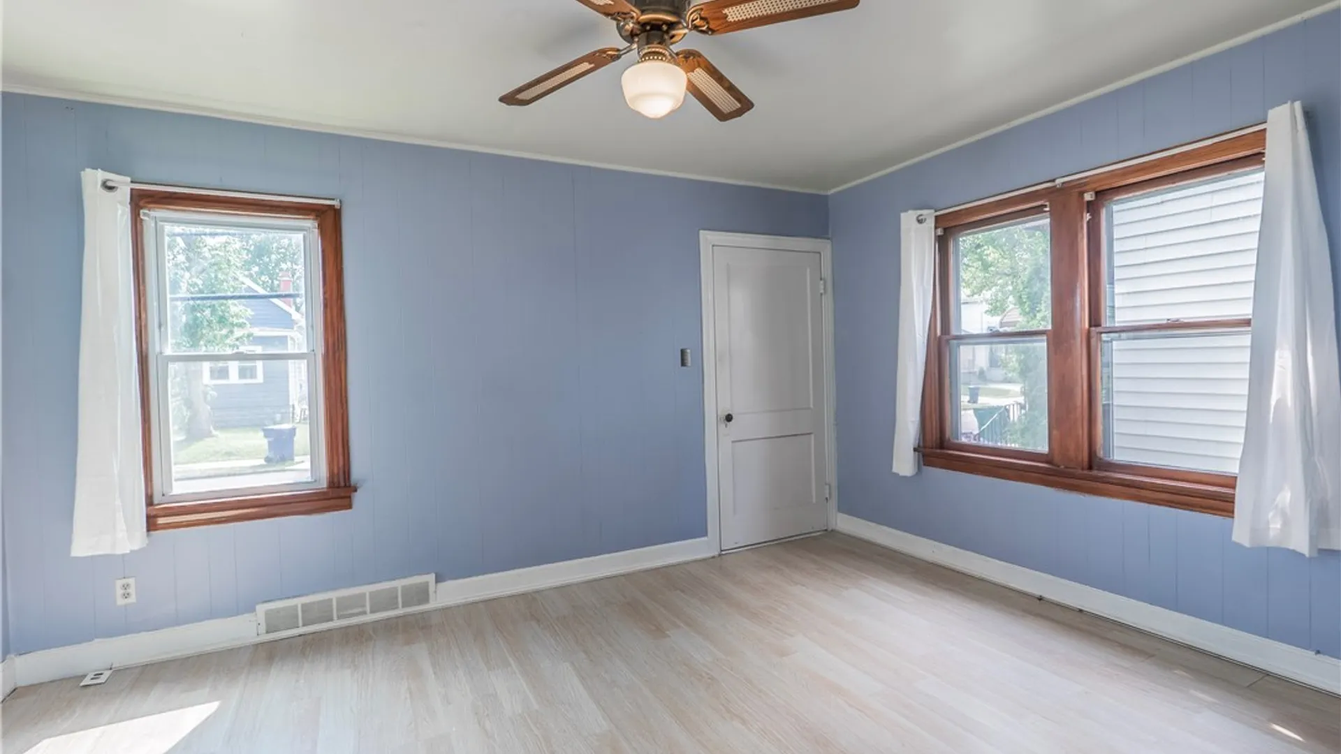 Property at 295 Skillen Street, Buffalo, NY 14207 8
