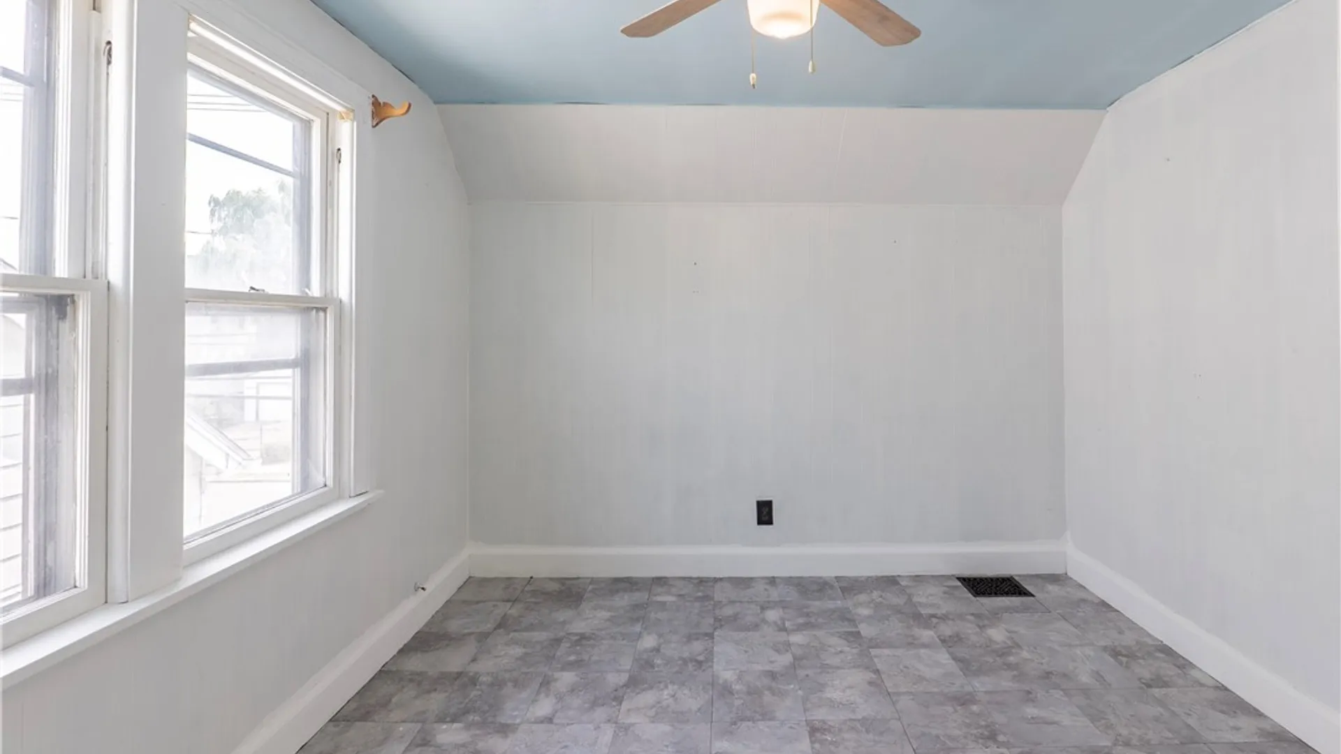 Property at 295 Skillen Street, Buffalo, NY 14207 24