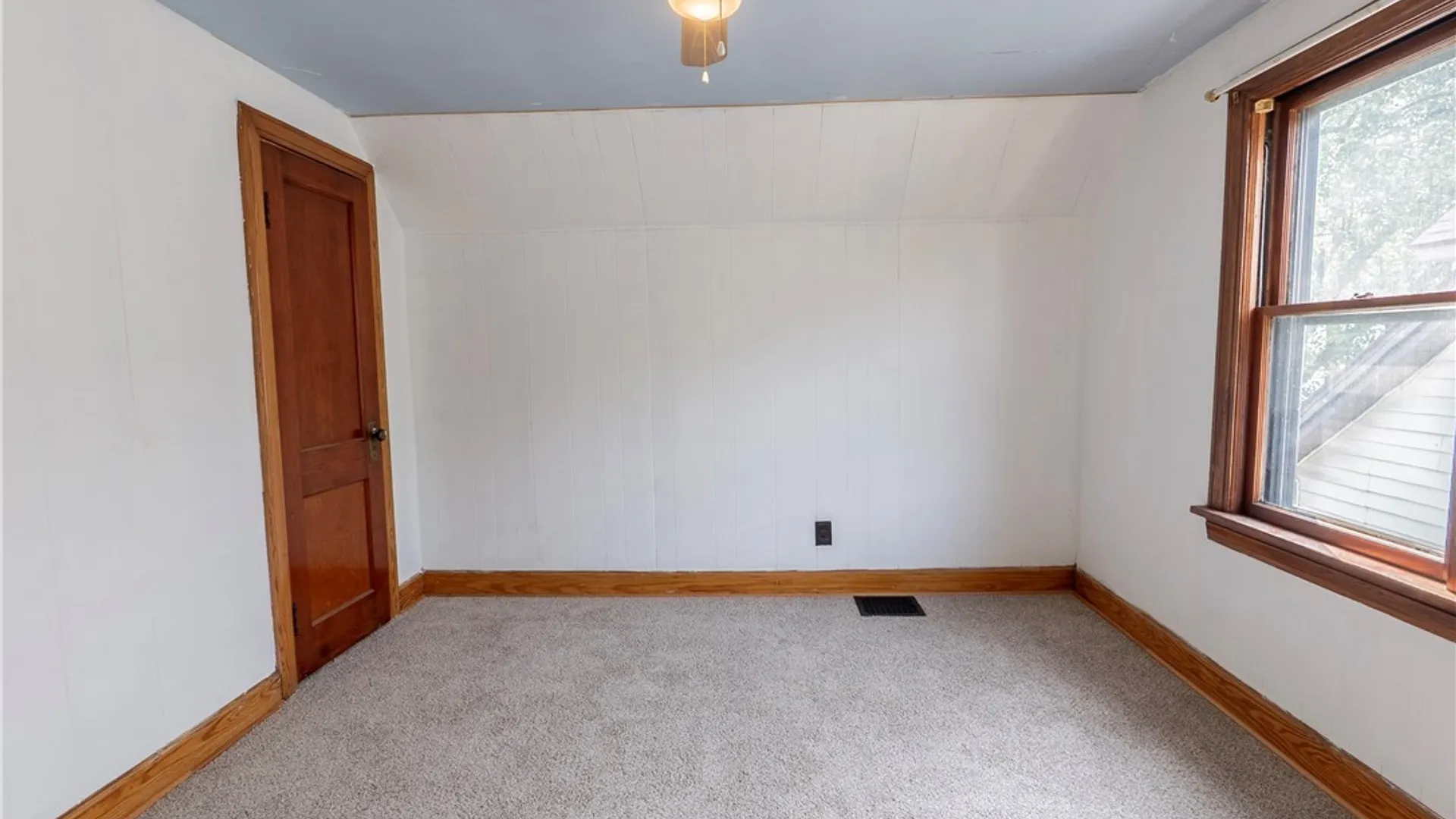 Property at 295 Skillen Street, Buffalo, NY 14207 28