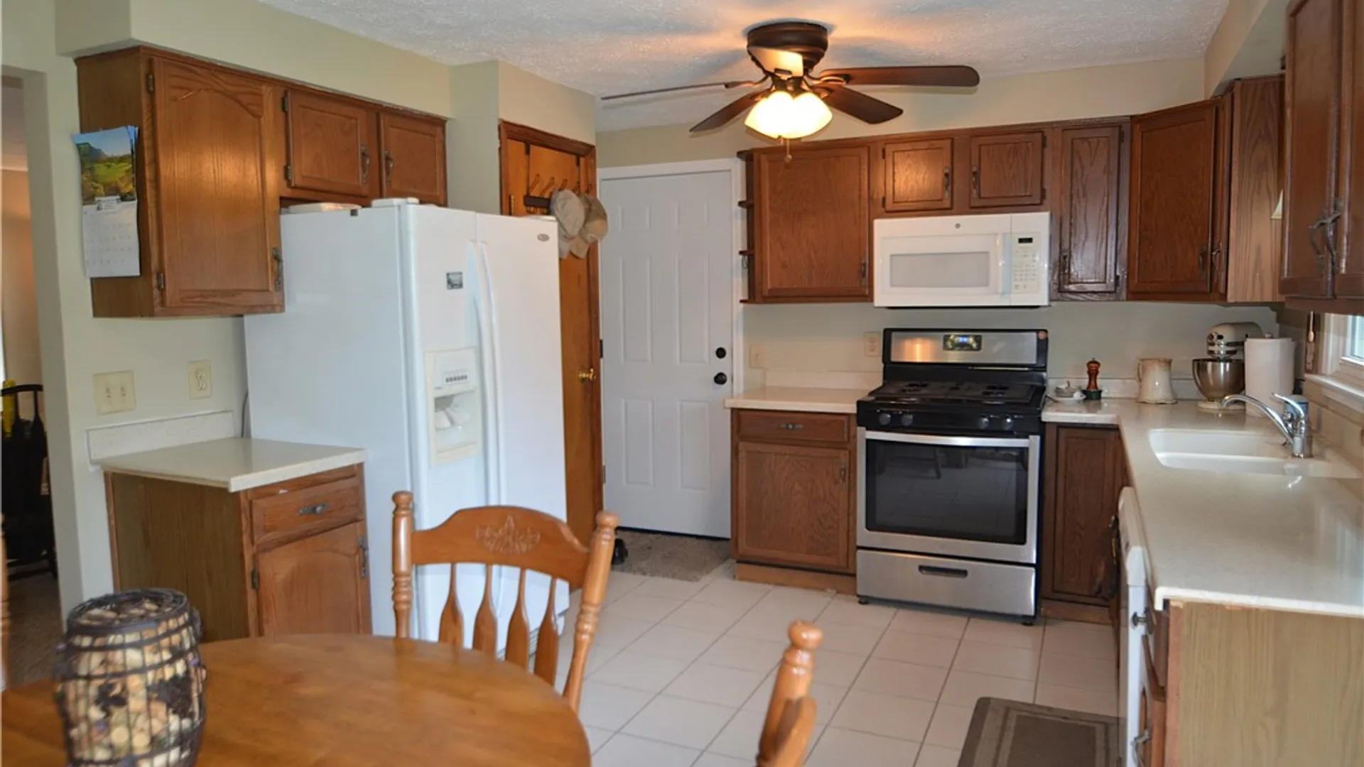 Property at 15 Landstone Terrace, Gates, NY 14606 5