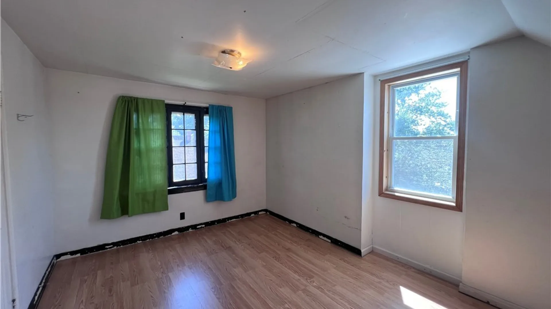Property at 240 Longnecker Street, Buffalo, NY 14206 24