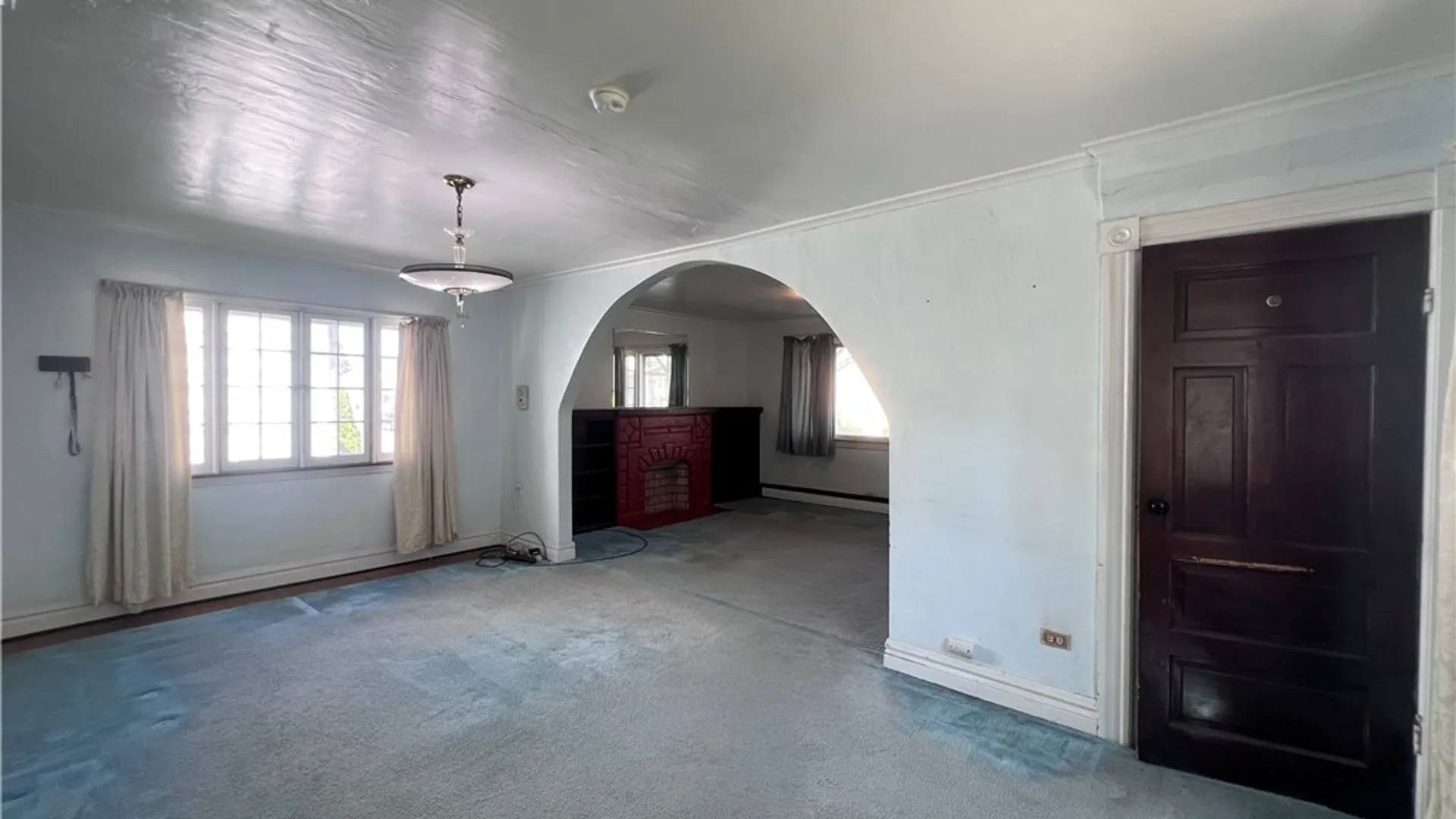 Property at 240 Longnecker Street, Buffalo, NY 14206 6