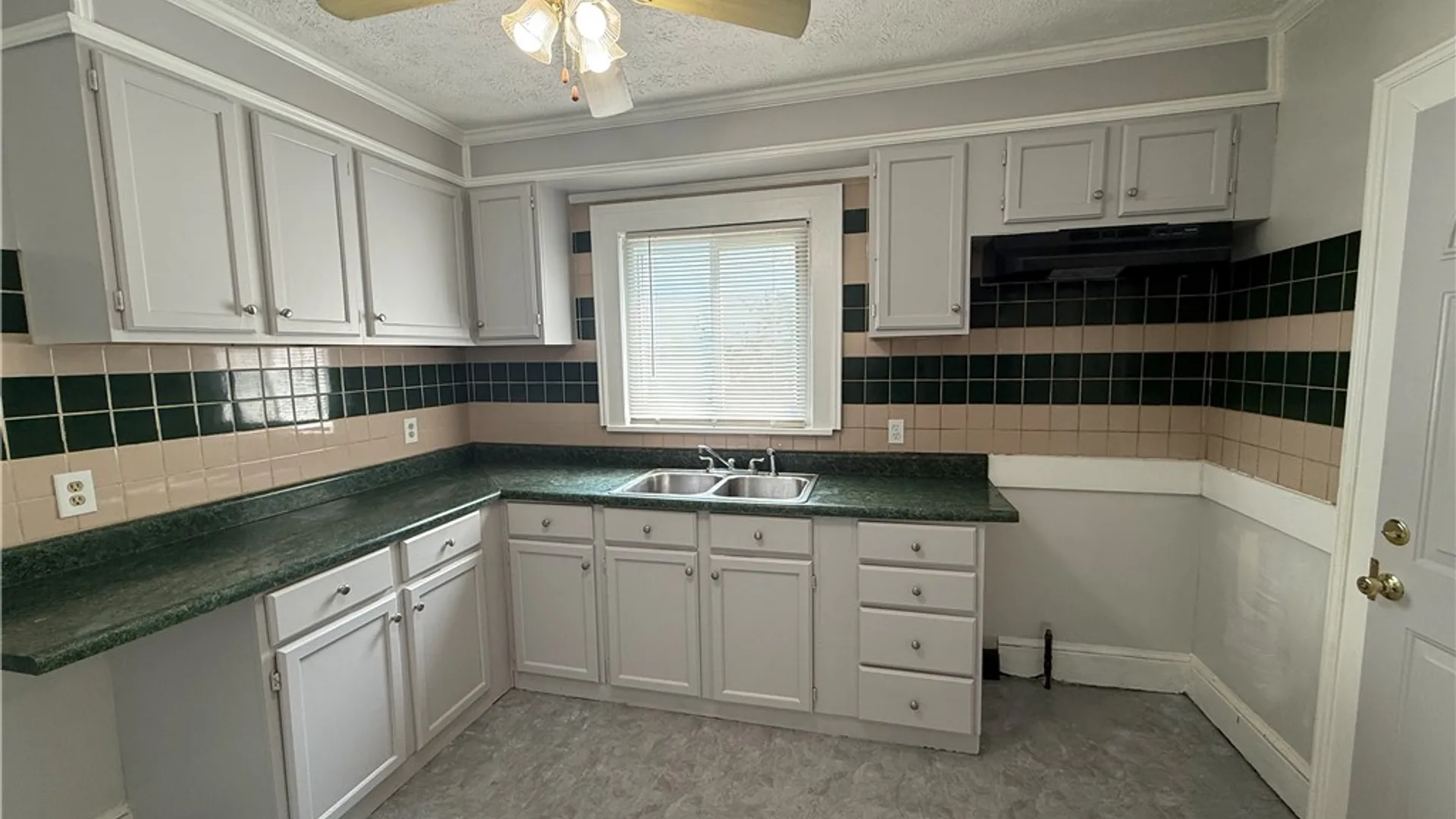 Property at 83 Baycliff Drive, Rochester, NY 14609 8