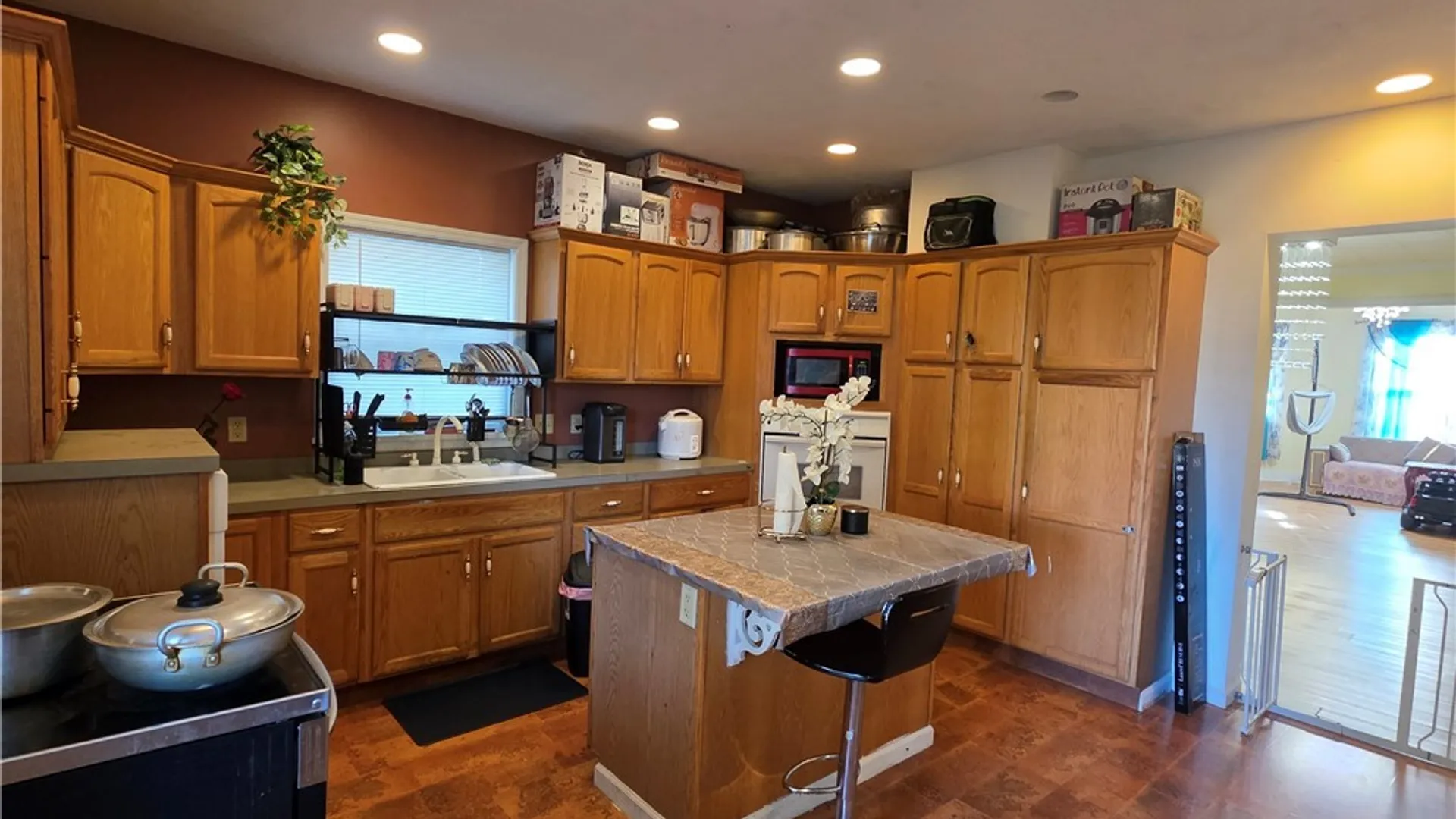 Property at 1611 Seymour Avenue, Utica, NY 13501 19