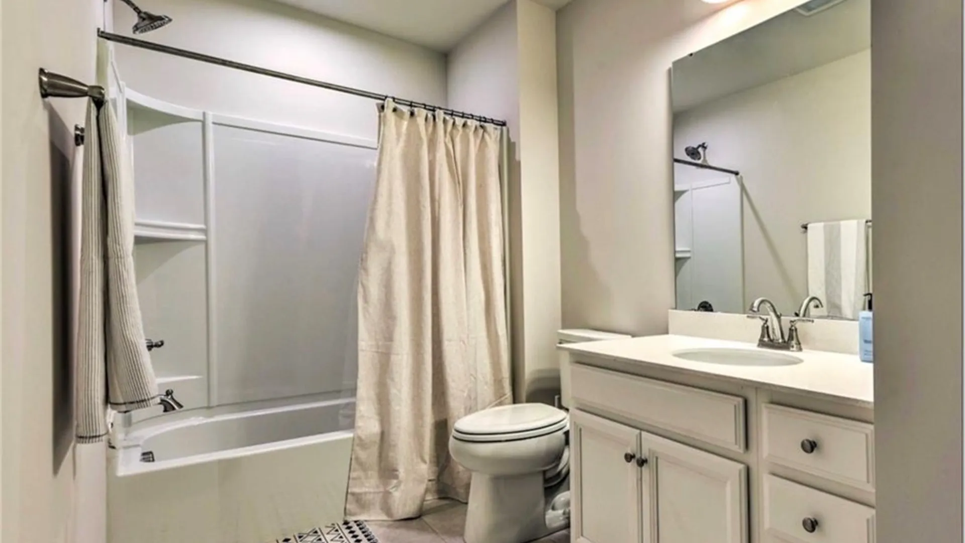 Property at 173 Sandstone Circle, Grand Island, NY 14072 19