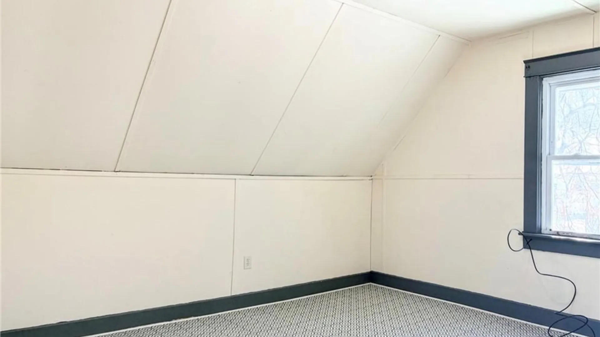 Property at 2231 Cudaback Avenue, Niagara Falls, NY 14303 19
