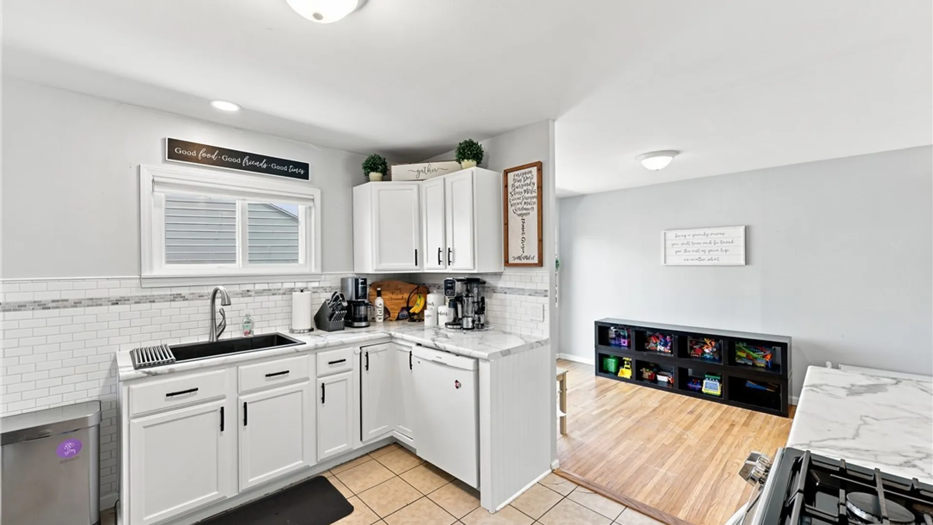 Property at 84 Harvington Road, Tonawanda, NY 14150 8