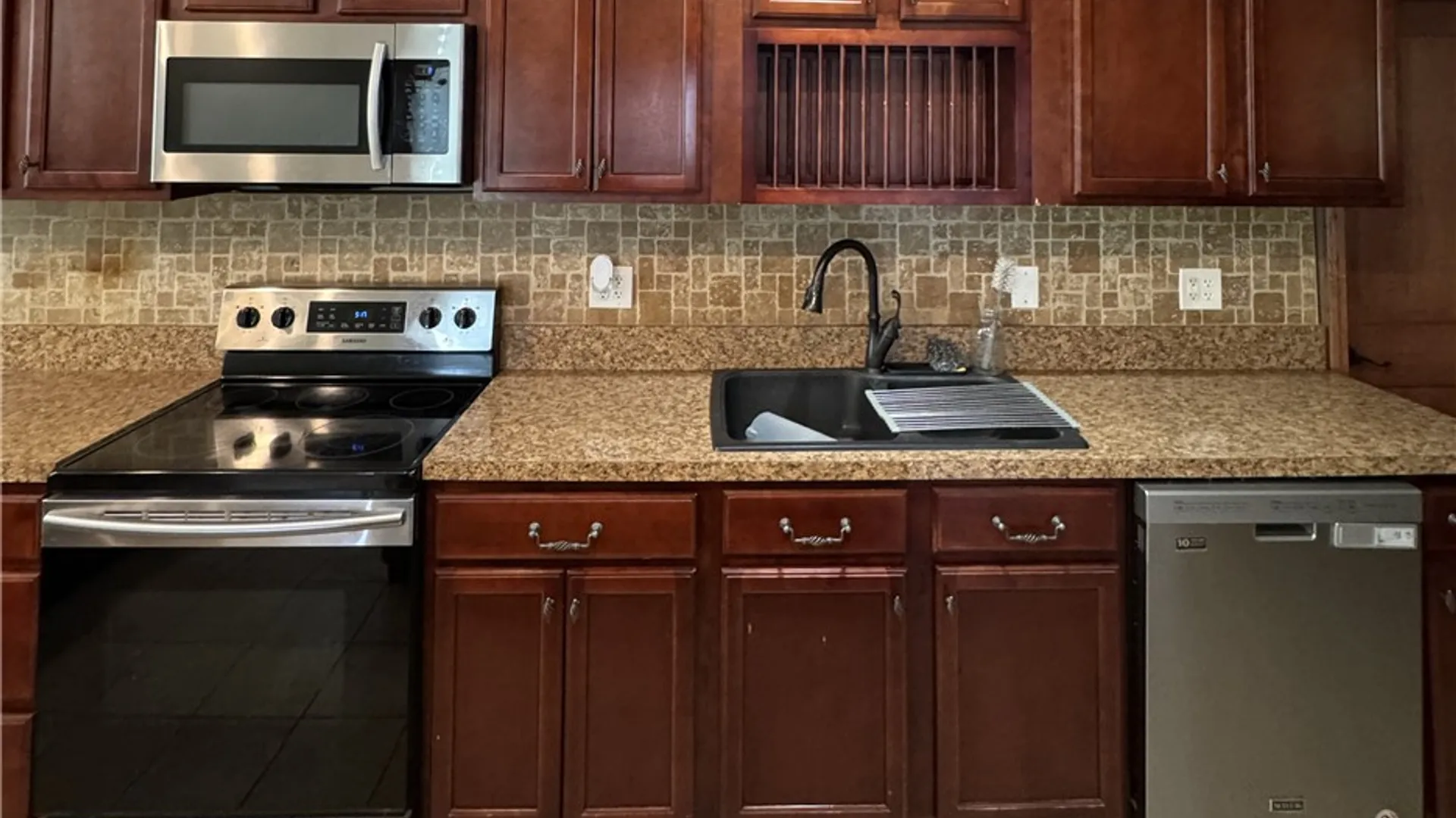 Property at 3 Eleven Mile Road, Sharon, PA 16748 6