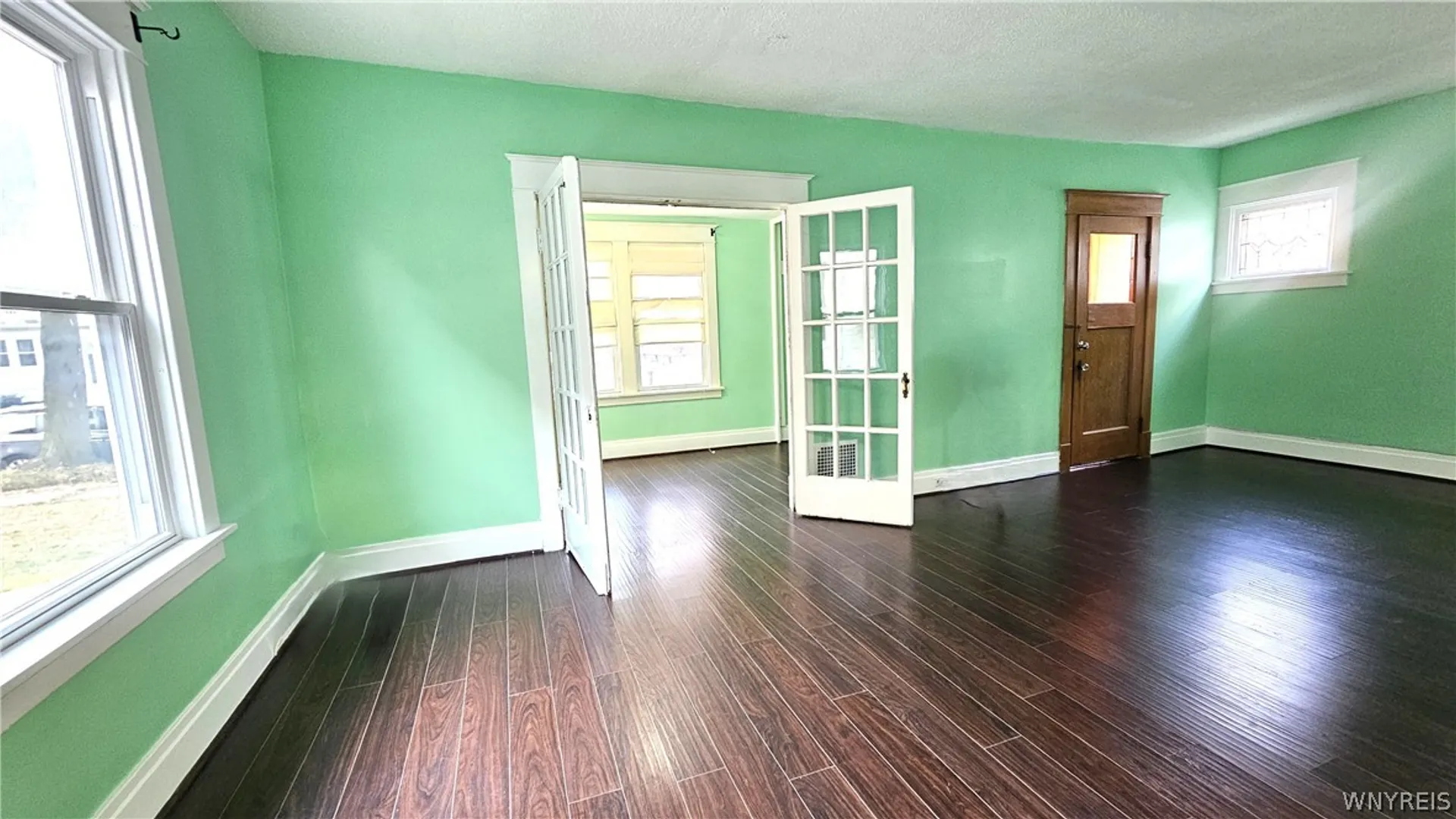 Property at 121 Arden Avenue, Buffalo, NY 14215 6