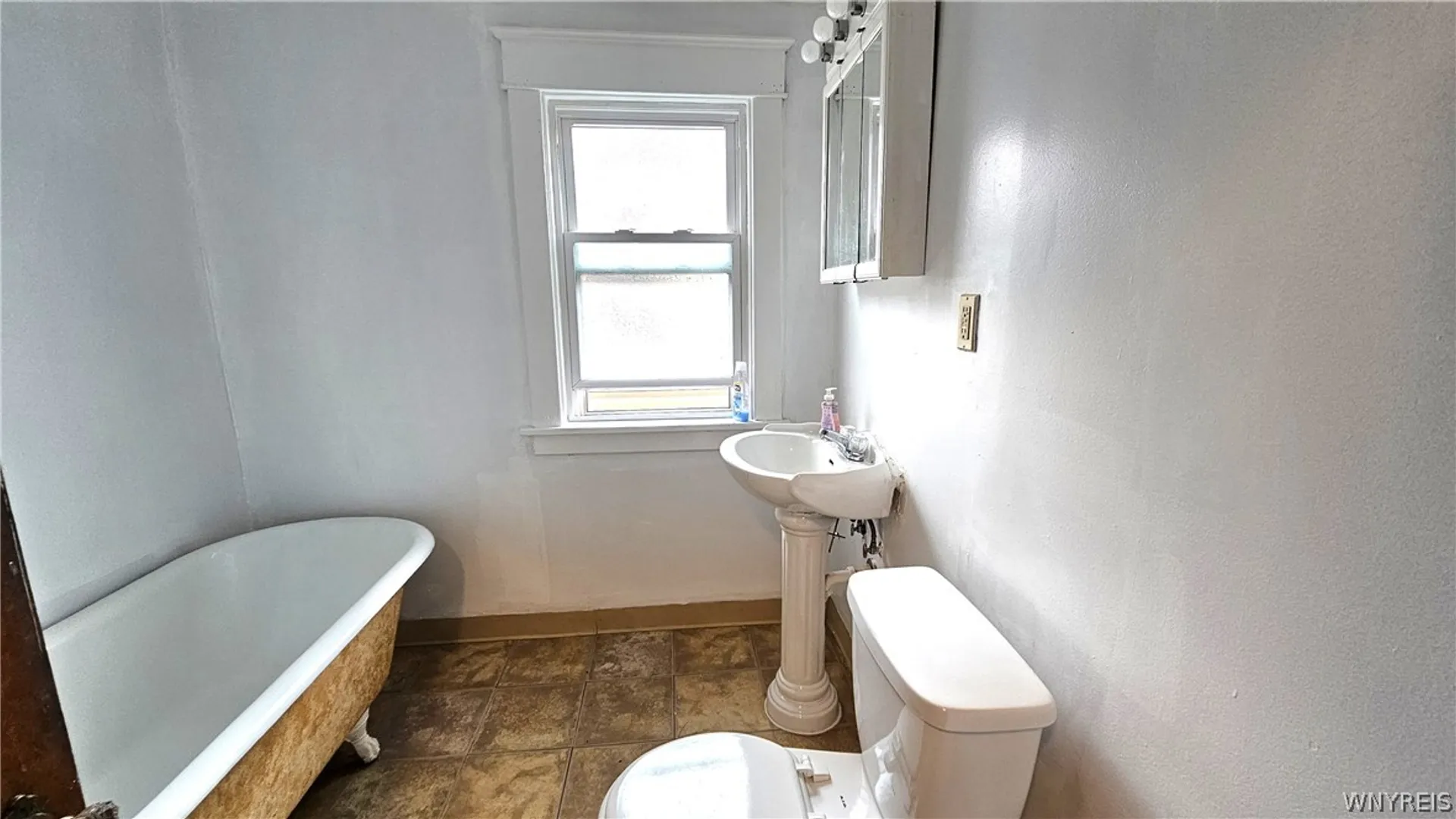 Property at 121 Arden Avenue, Buffalo, NY 14215 33
