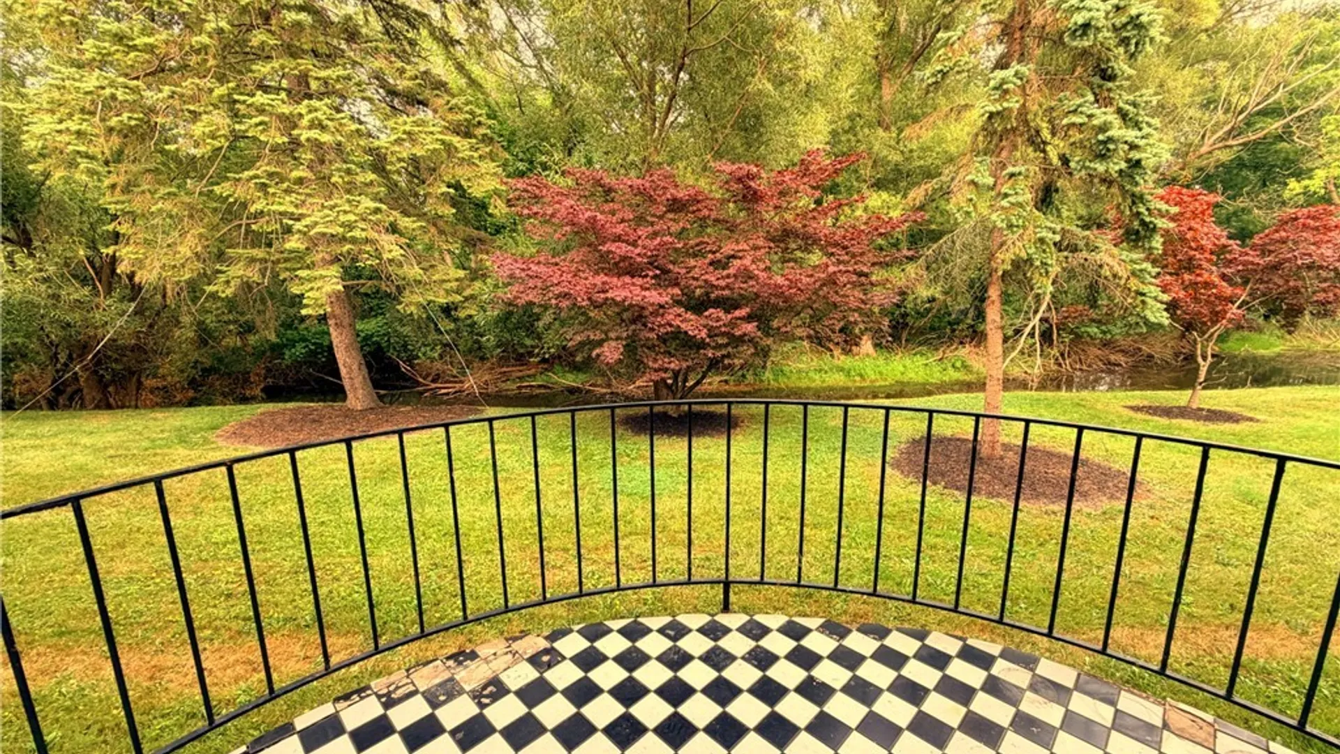 Property at 24 Park Lane Court, Amherst, NY 14221 18