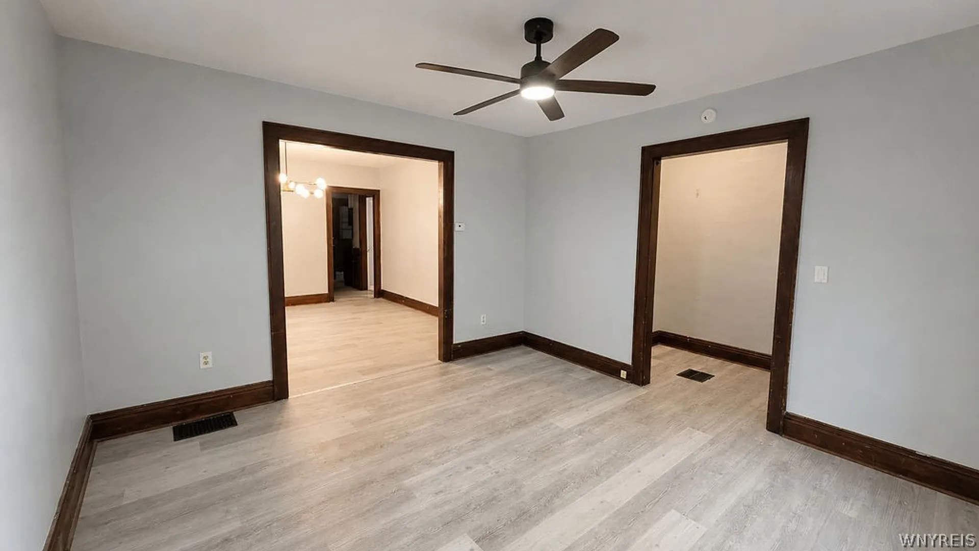 Property at 416 Baynes Street, Buffalo, NY 14213 4