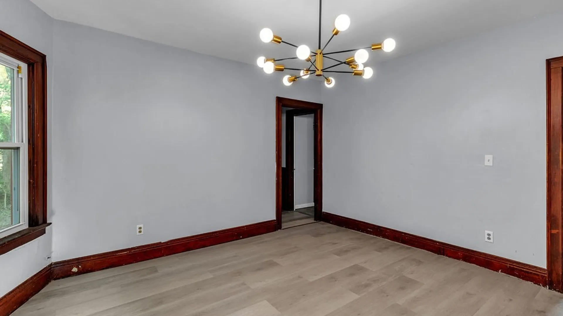 Property at 416 Baynes Street, Buffalo, NY 14213 5