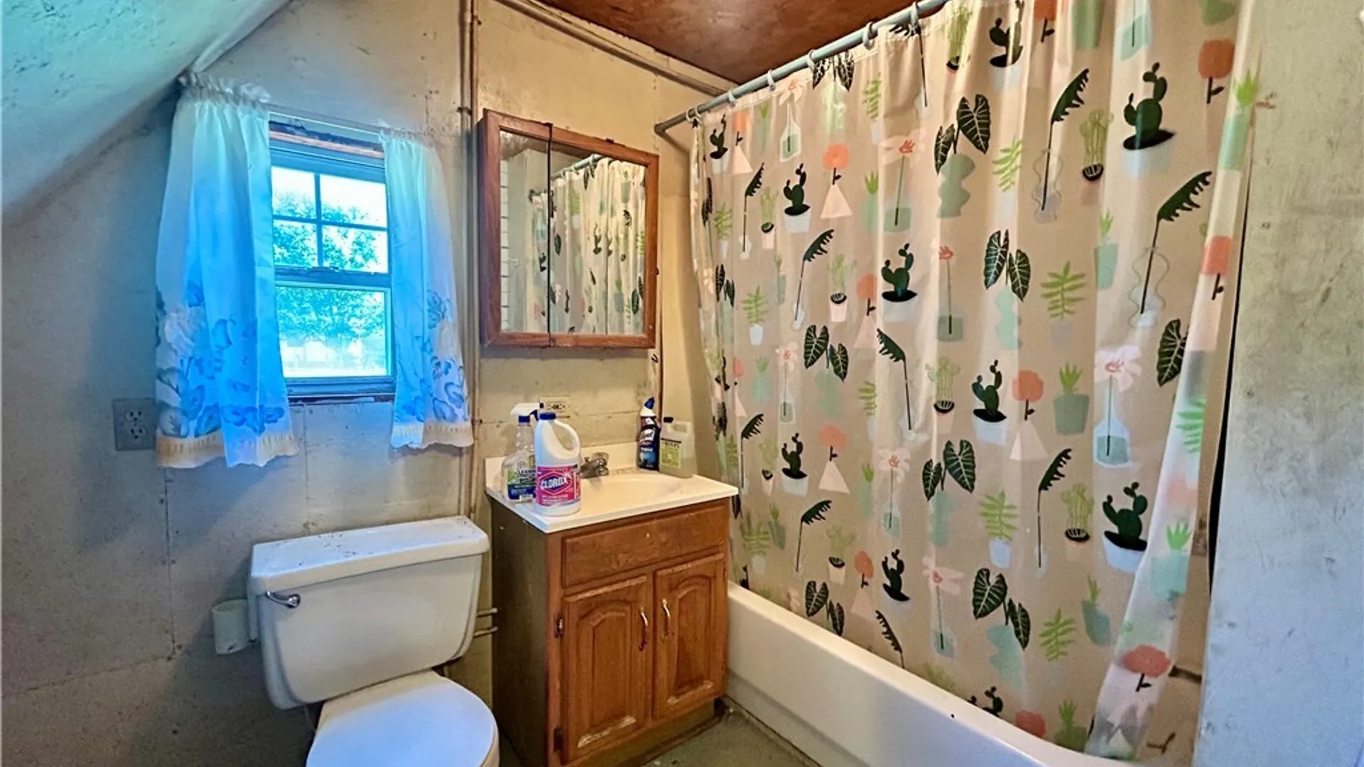 Property at 915 County Route 48, Albion, NY 13144 6