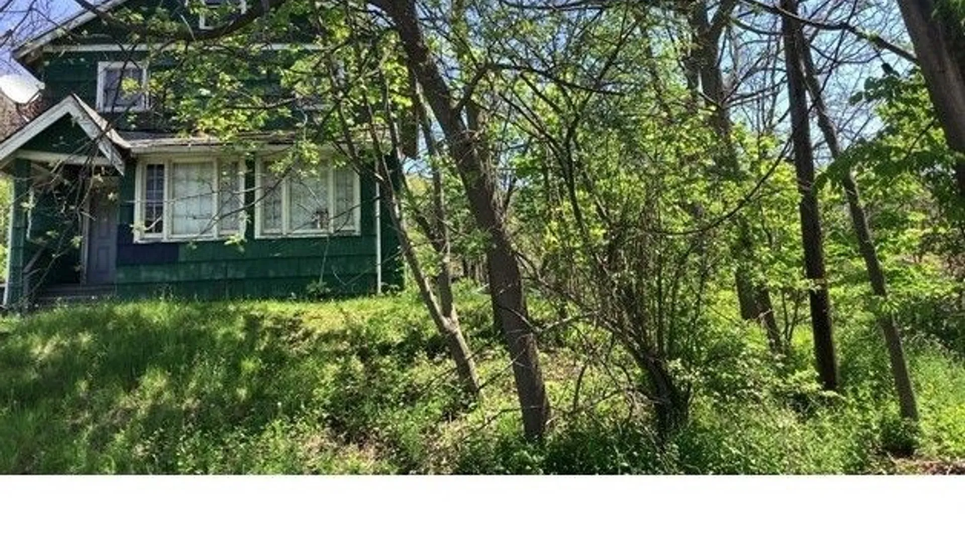 Property at 2 Leon Avenue, Binghamton, NY 13904 2