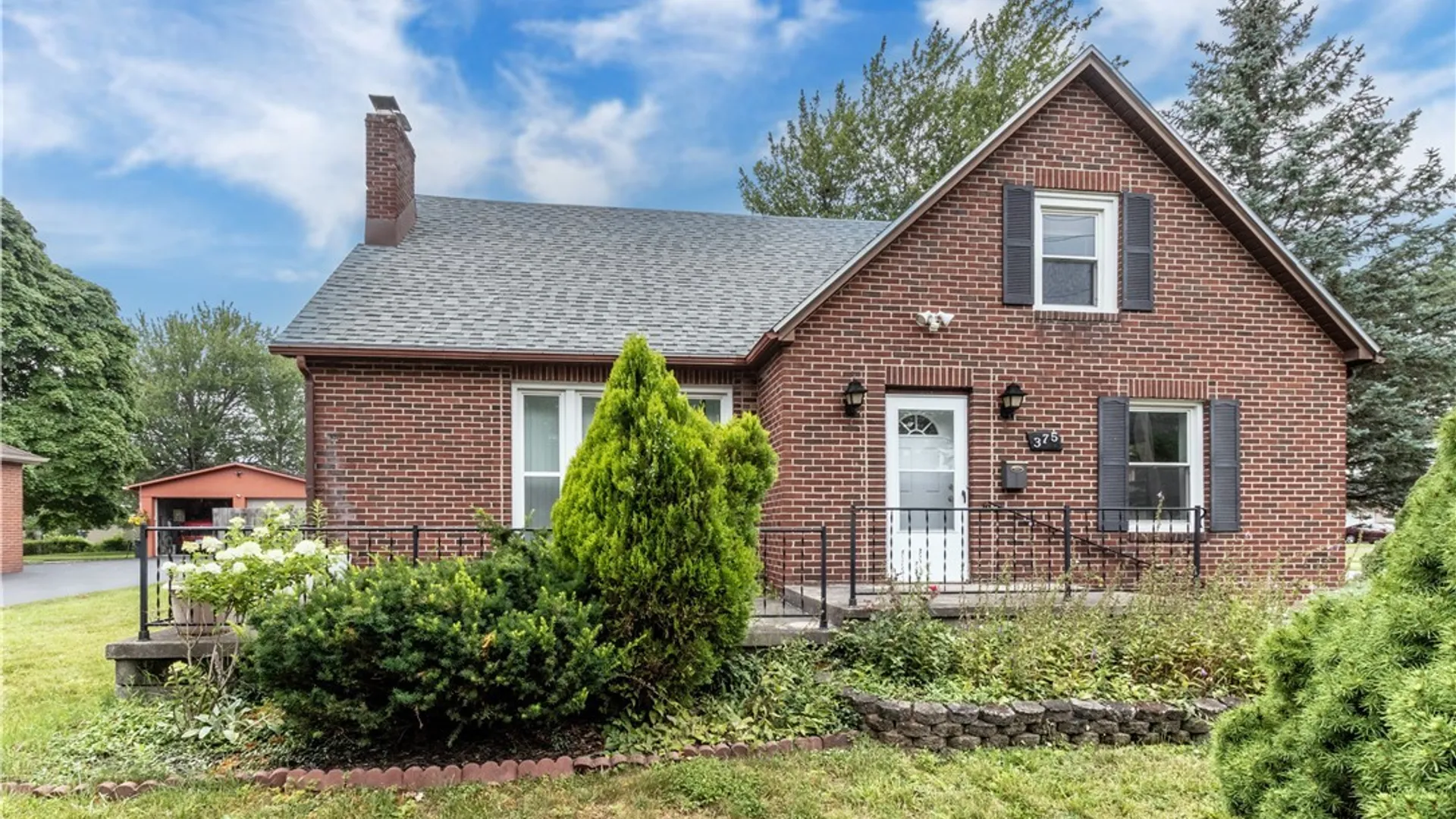 Property at 375 Beattie Avenue, Lockport City, NY 14094 3