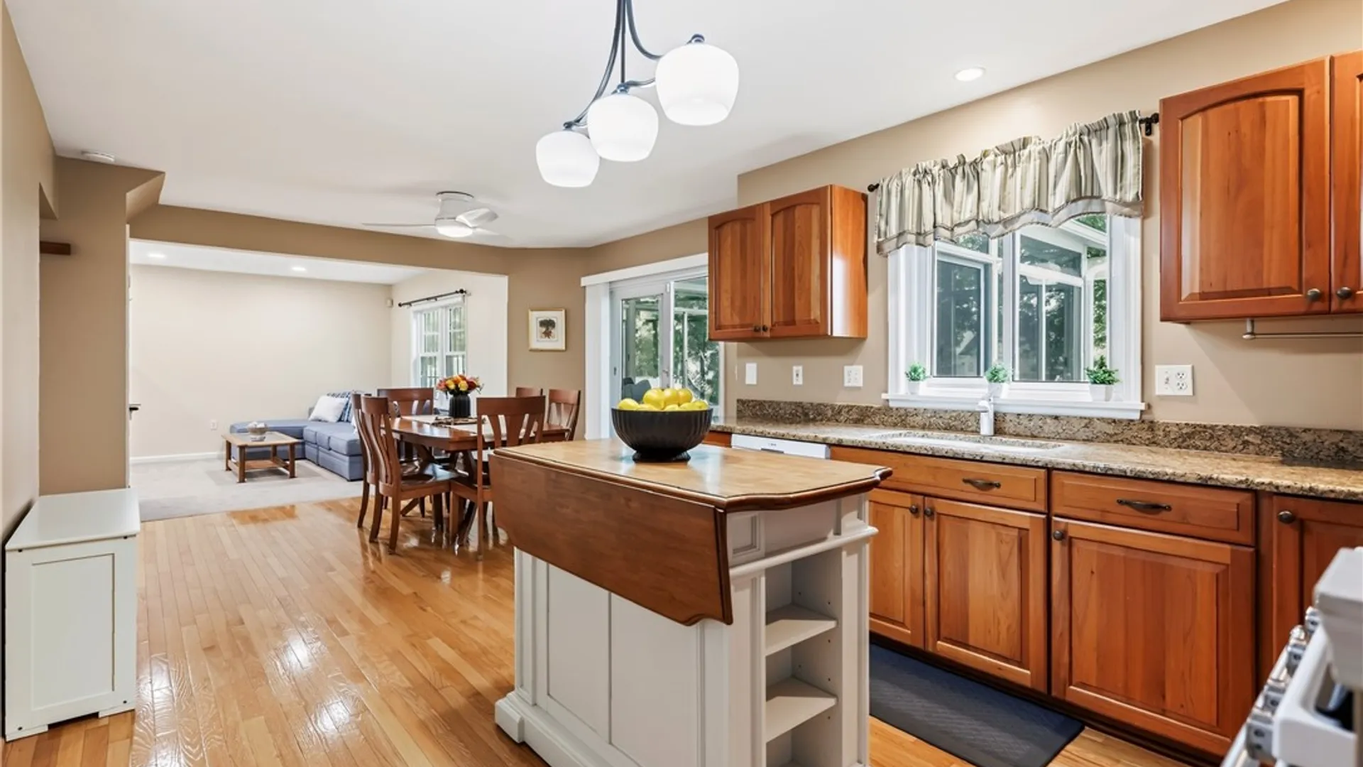 Property at 459 Dunwoody Crossing, Webster, NY 14580 16