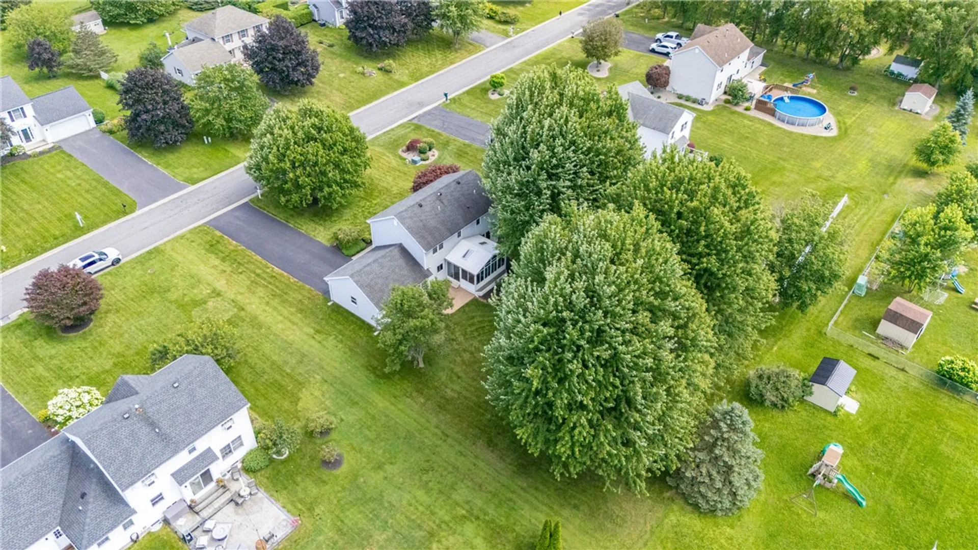 Property at 459 Dunwoody Crossing, Webster, NY 14580 47