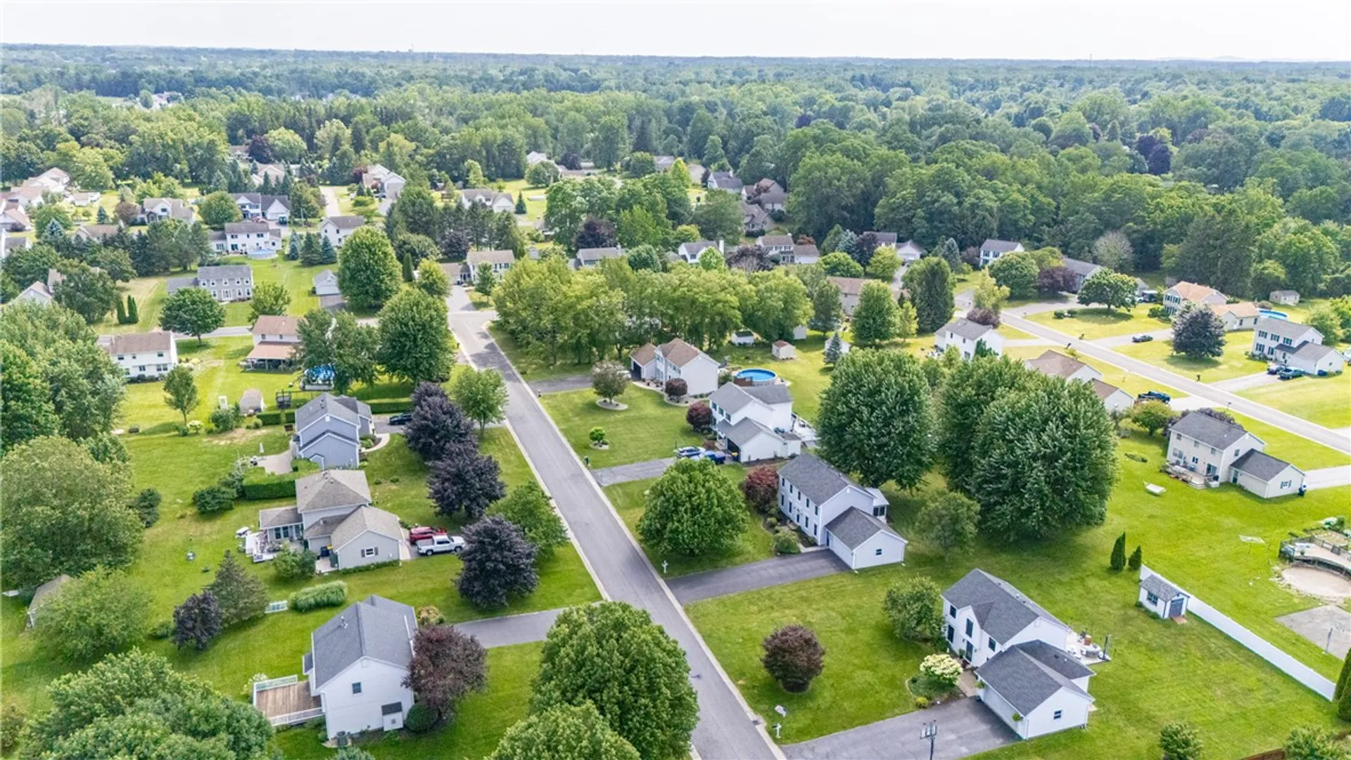 Property at 459 Dunwoody Crossing, Webster, NY 14580 49