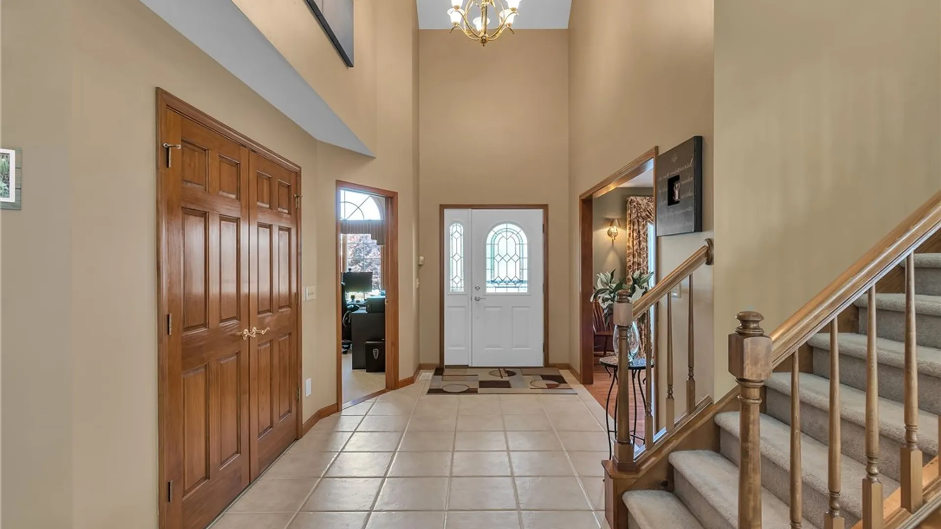 Property at 27 Ann Marie Drive, Lancaster, NY 14086 9