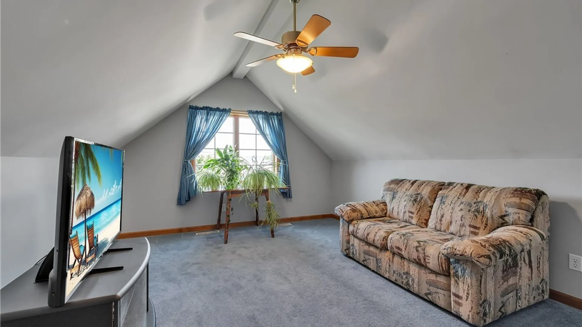Property at 27 Ann Marie Drive, Lancaster, NY 14086 38