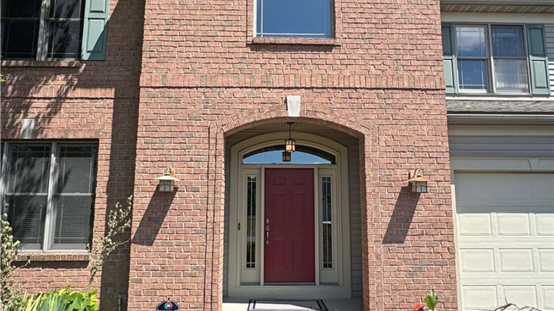 Property at 162 Barclay Square Drive, Brighton, NY 14618 2