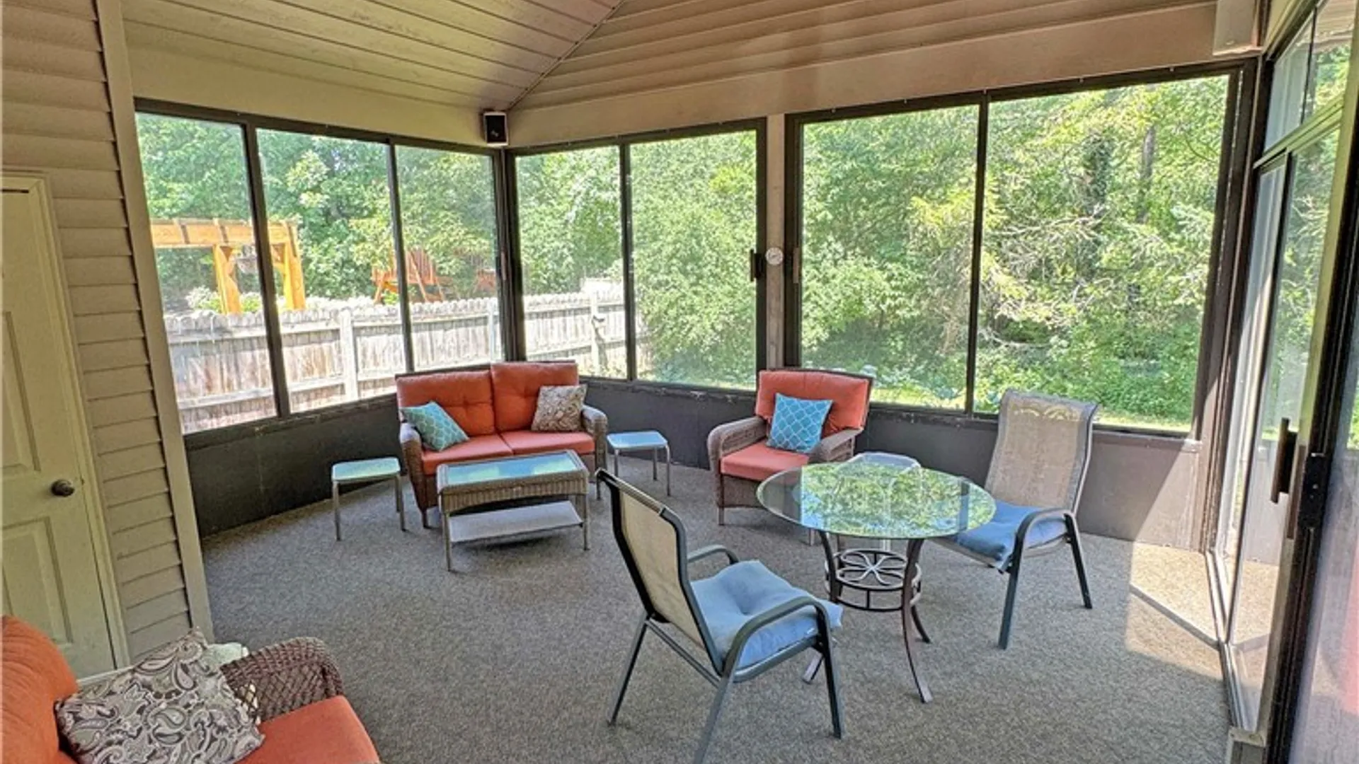 Property at 162 Barclay Square Drive, Brighton, NY 14618 47