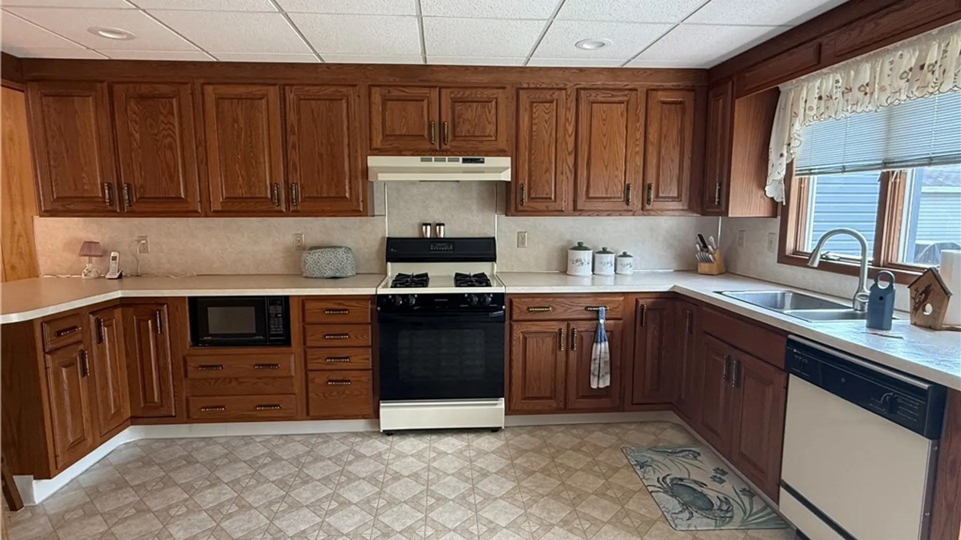 Property at 174 Lakeside Boulevard, Ellicott, NY 14701 5