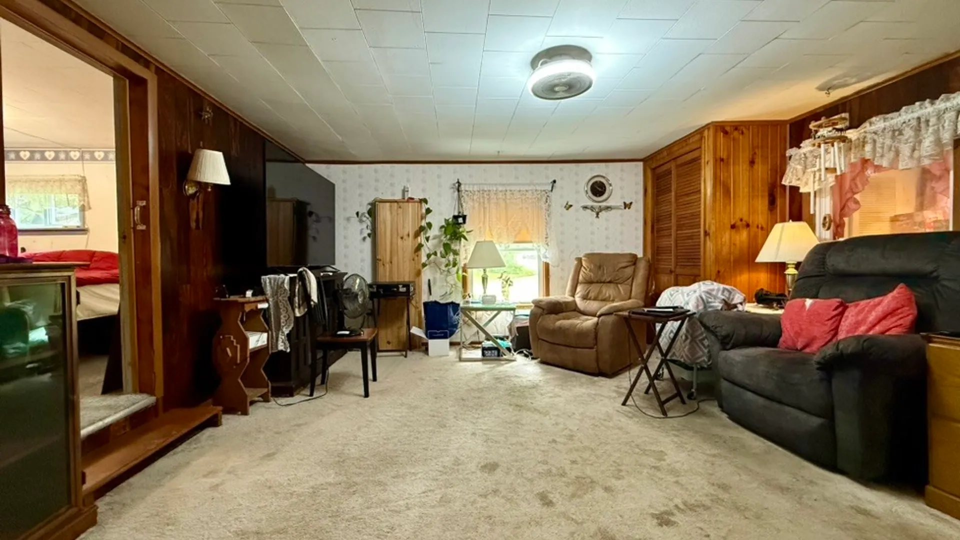 Property at 37 Dolbeer Street, Perry, NY 14530 22