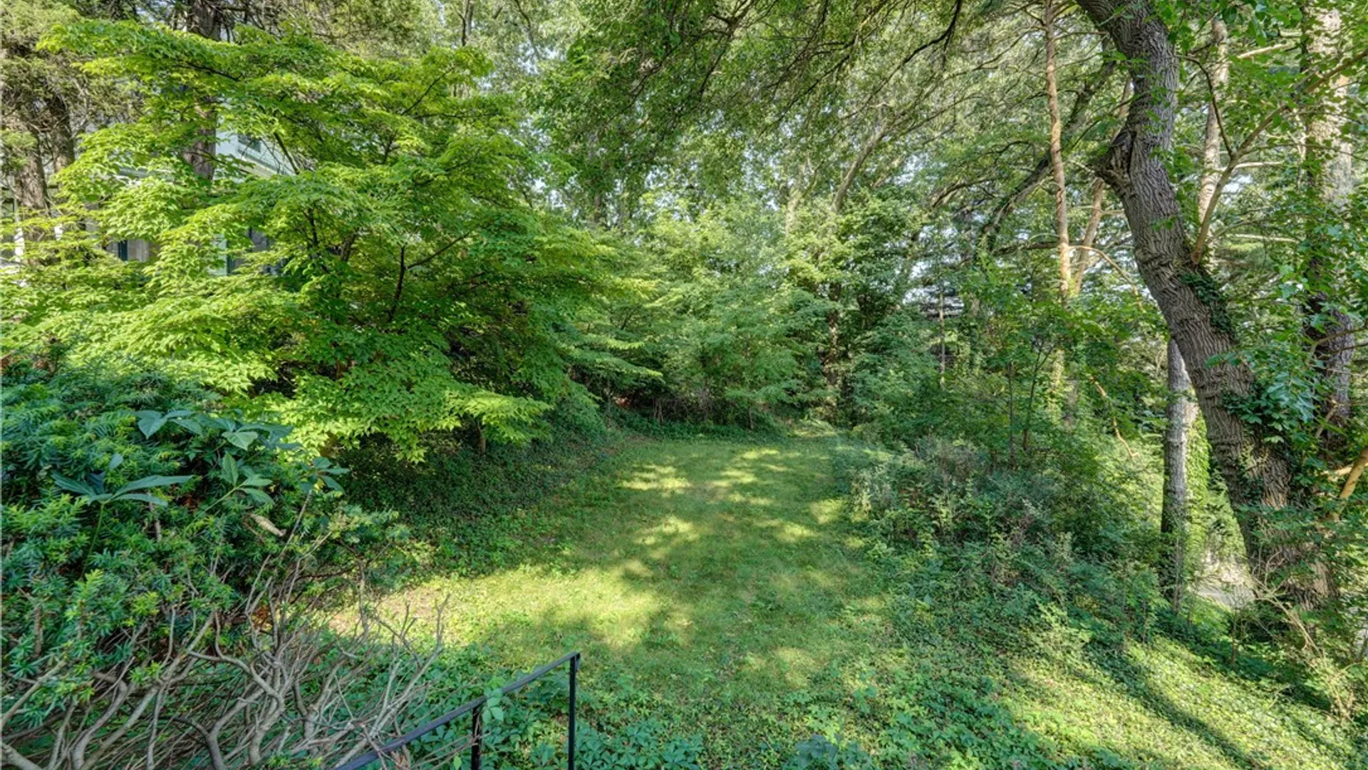 Property at 1730 Highland Avenue, Rochester, NY 14618 44