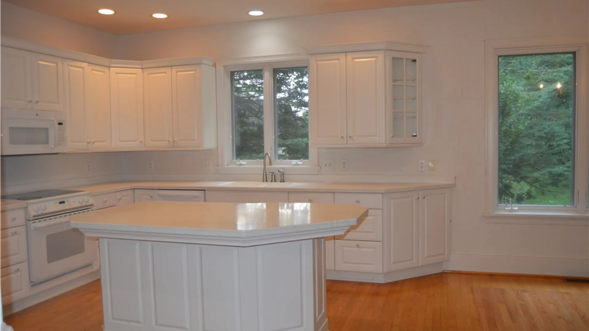 Property at 11 Harrington Drive, Perinton, NY 14450 3