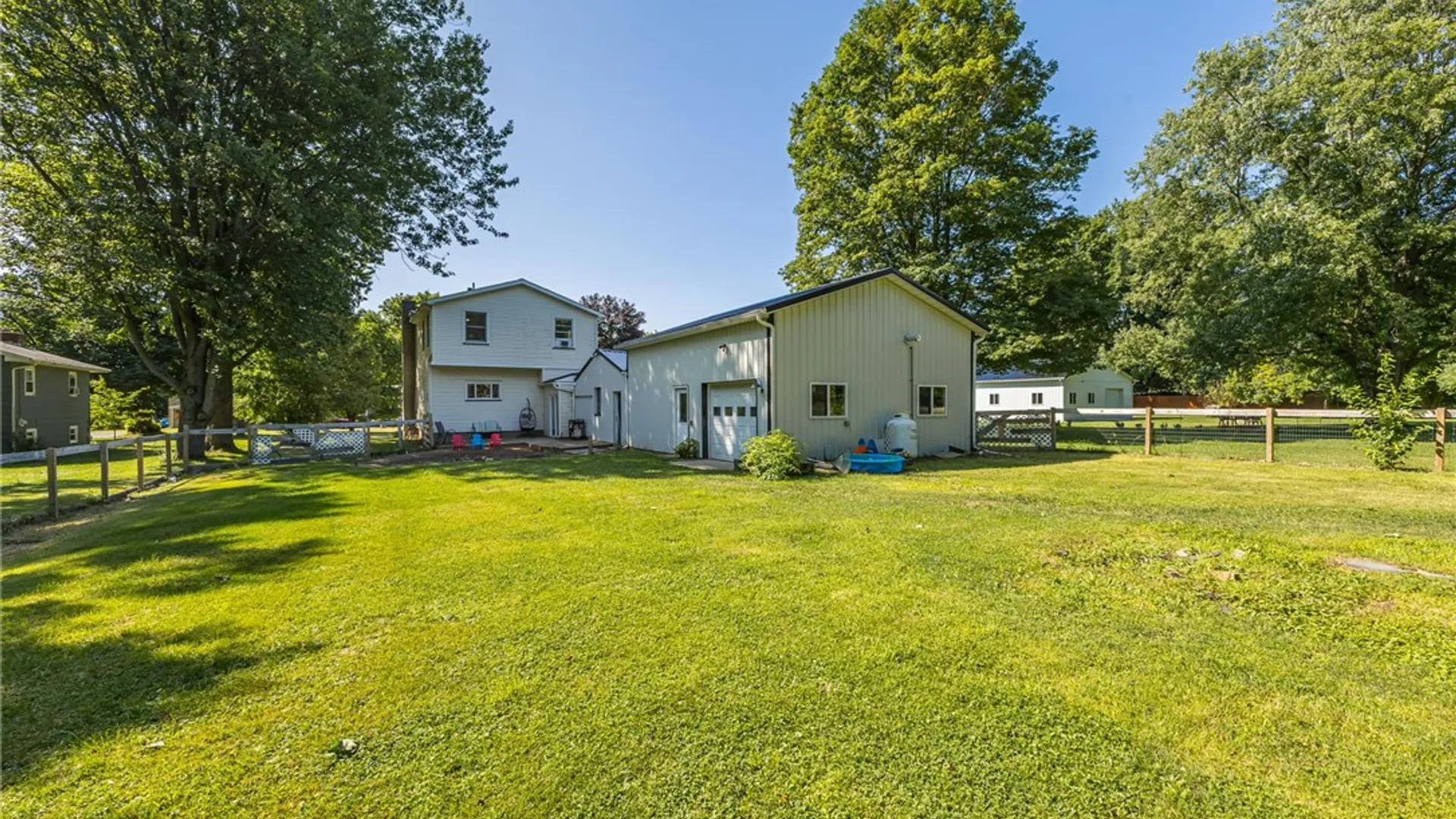 Property at 82 Chapel St, Canandaigua City, NY 14424 26