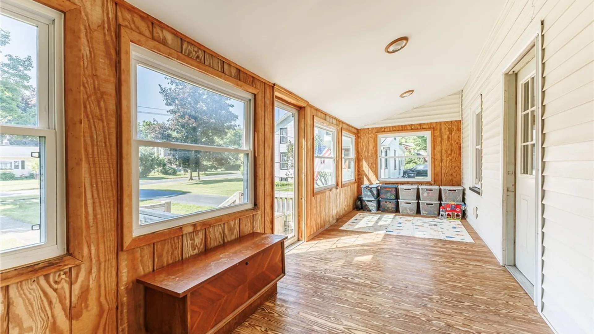 Property at 82 Chapel St, Canandaigua City, NY 14424 3