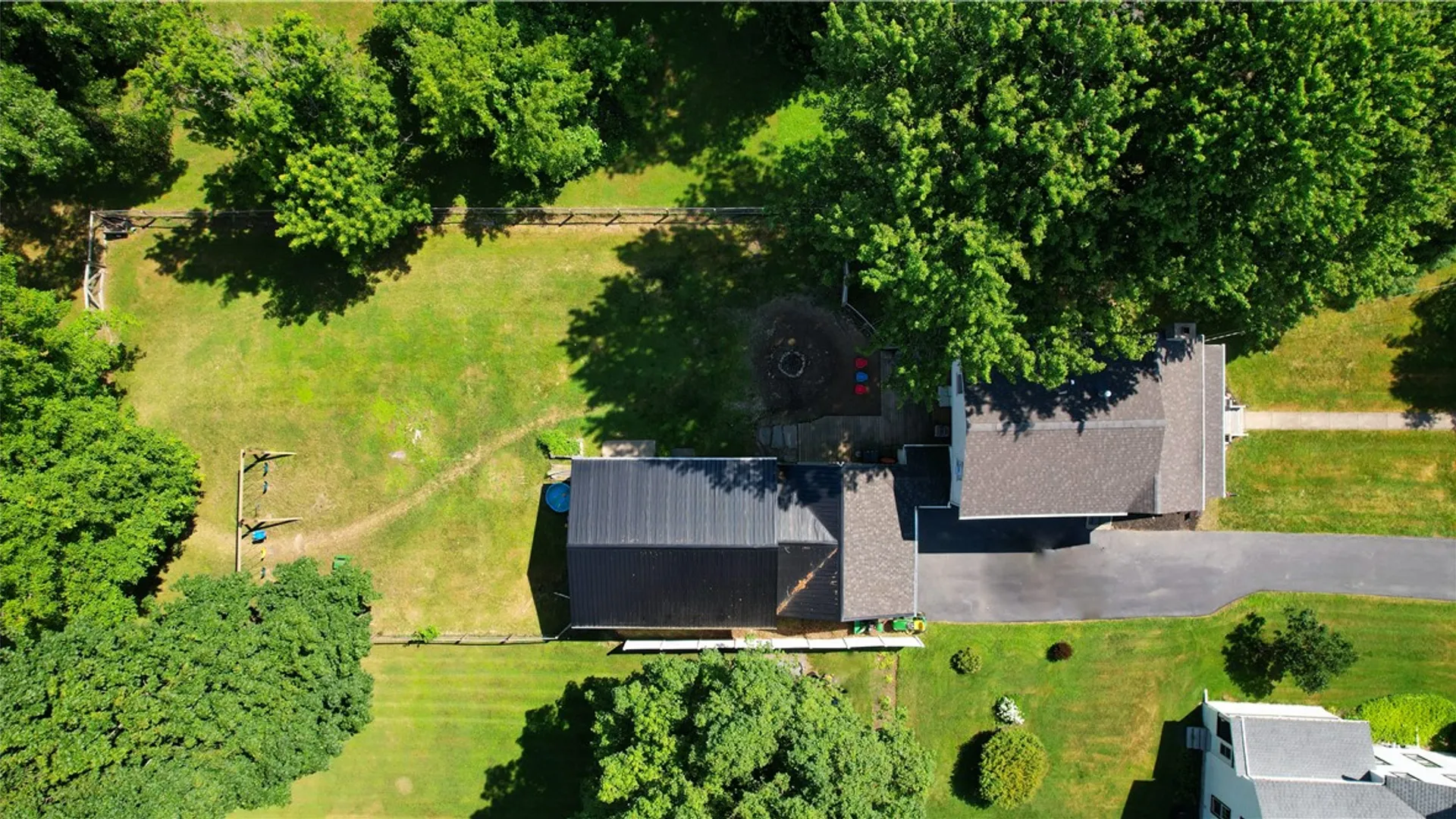 Property at 82 Chapel St, Canandaigua City, NY 14424 34