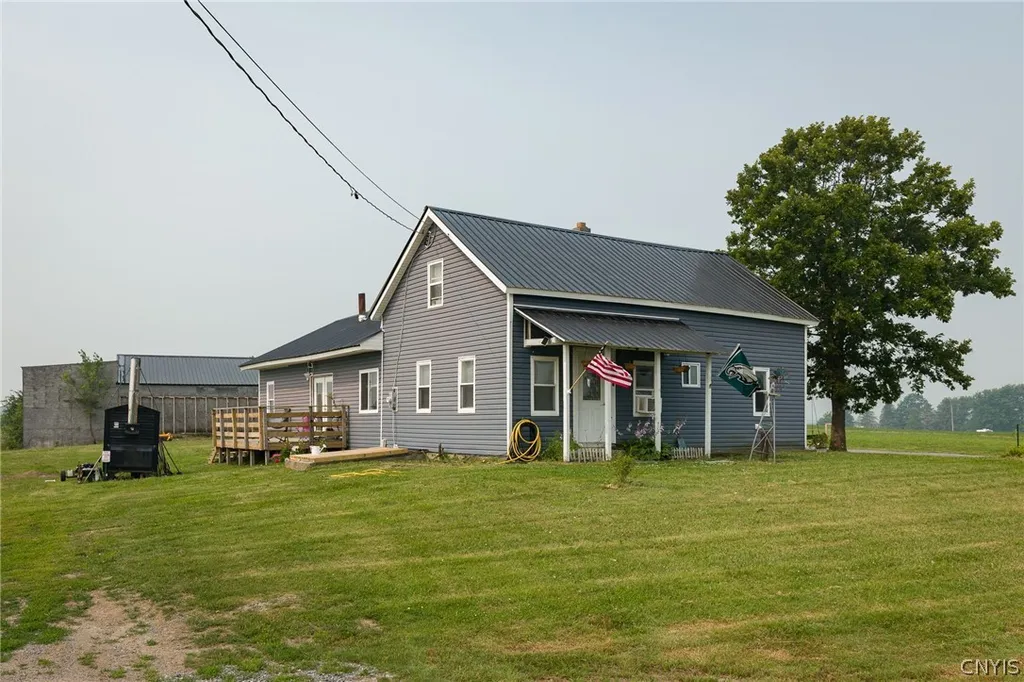 Property at 30460 Gardnerville Road, Le Ray, NY 13637